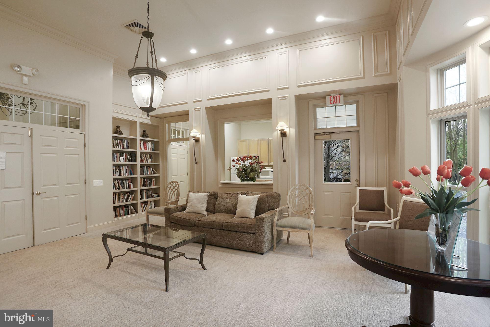 STRATFORD CONDOMINIUMS - Residential