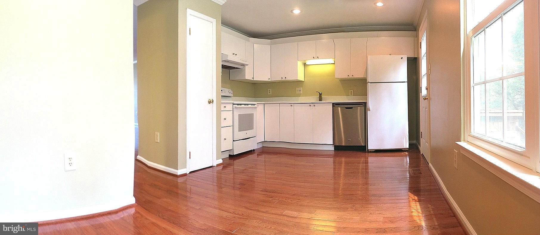 CROFTON COMMONS - Residential