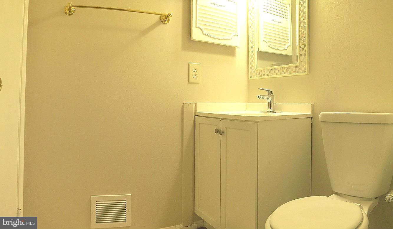 CROFTON COMMONS - Residential