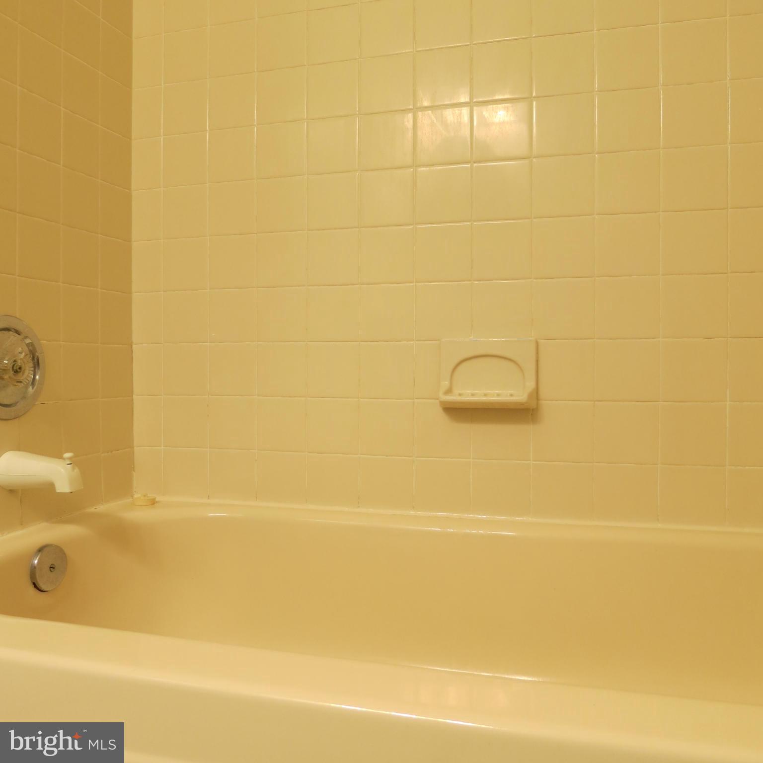 CROFTON COMMONS - Residential