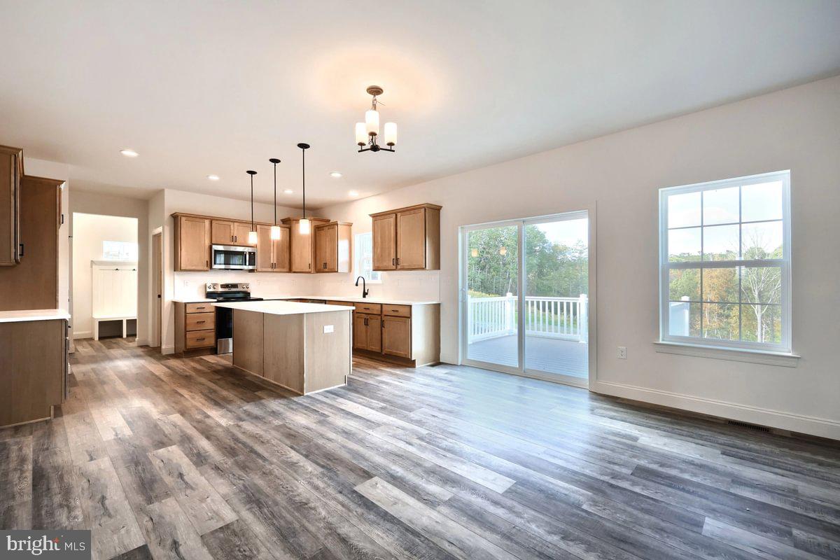 112 SARATOGA LOT 102