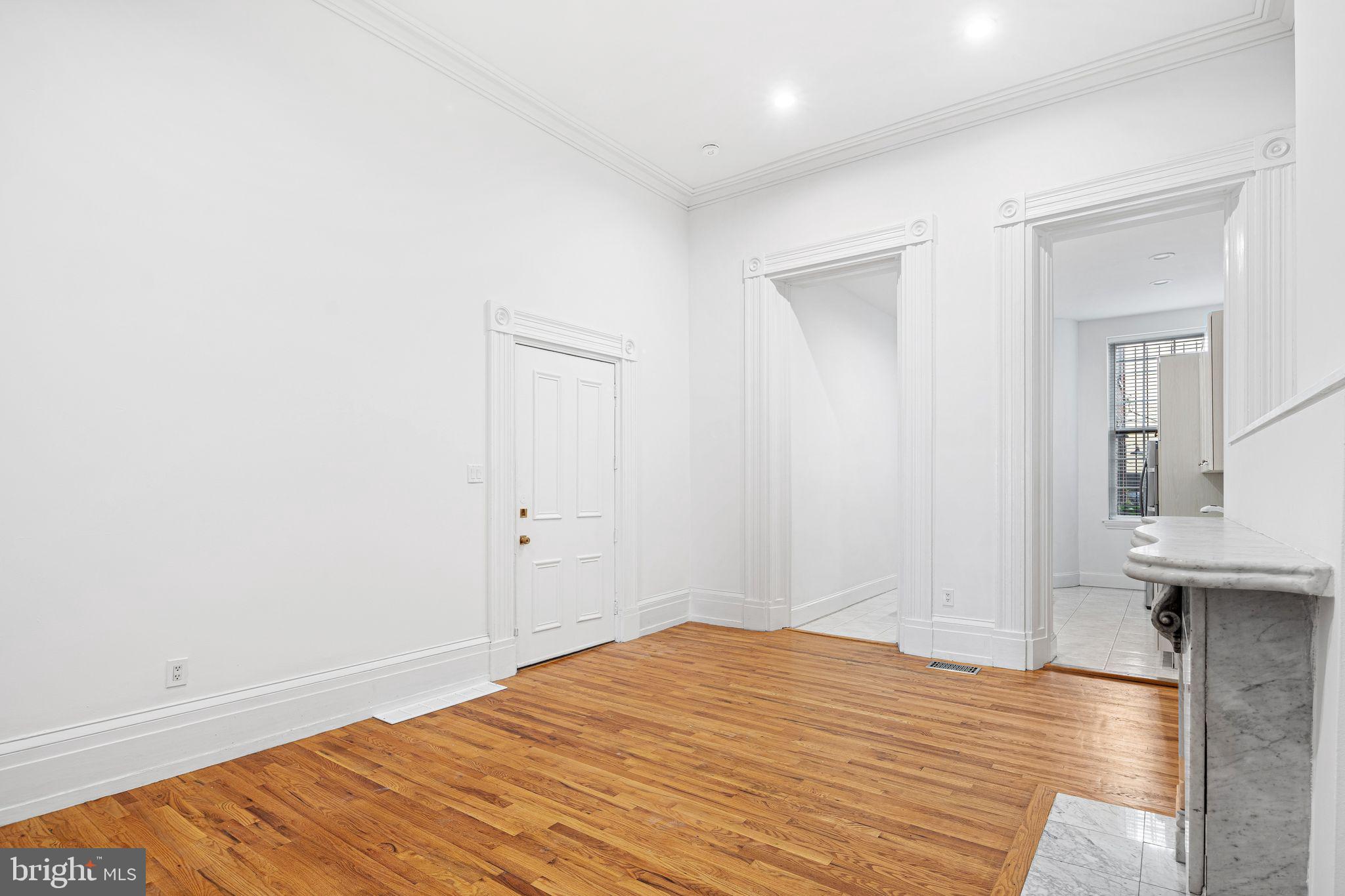 WASHINGTON SQ WEST - Residential