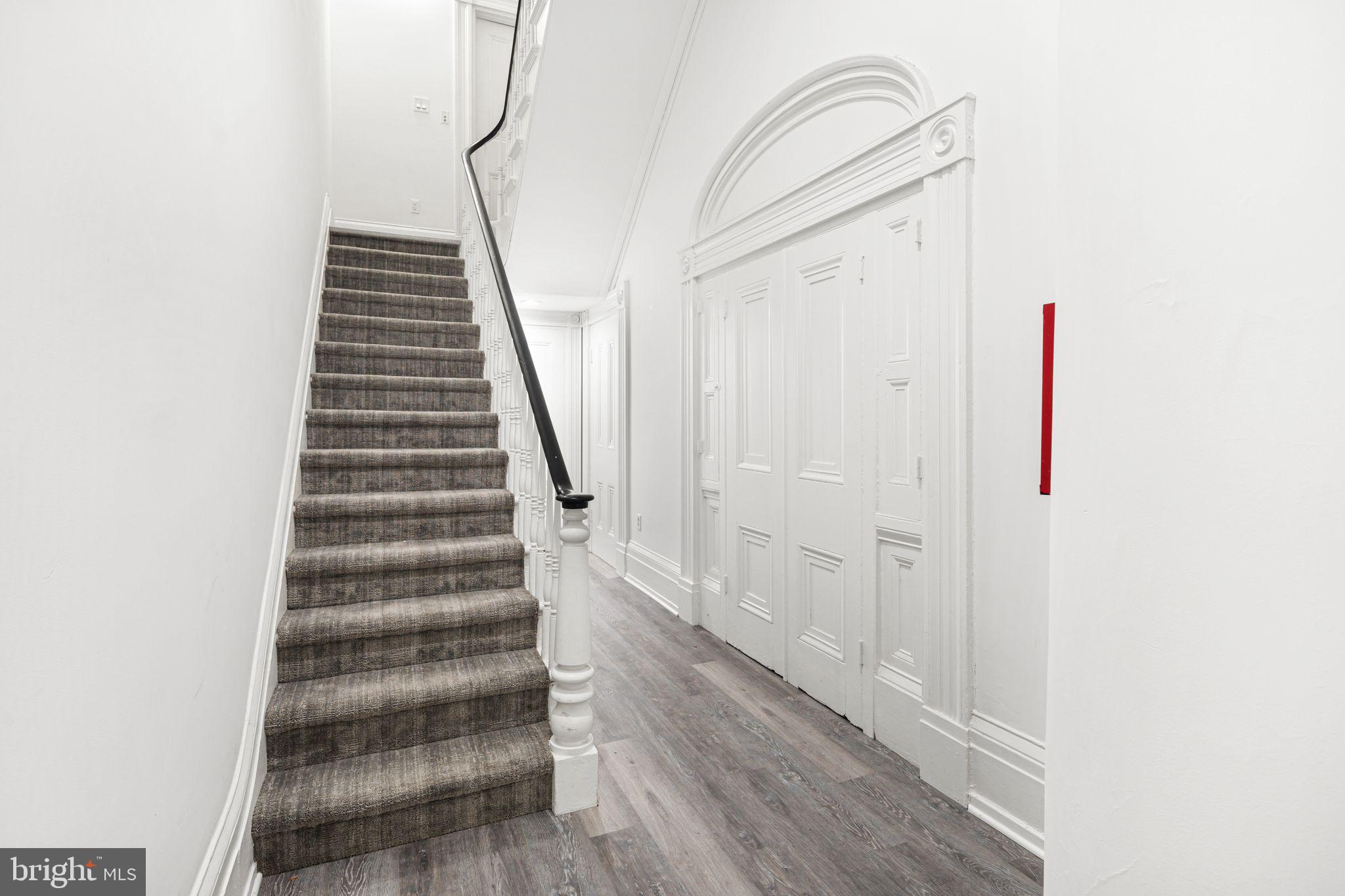 WASHINGTON SQ WEST - Residential