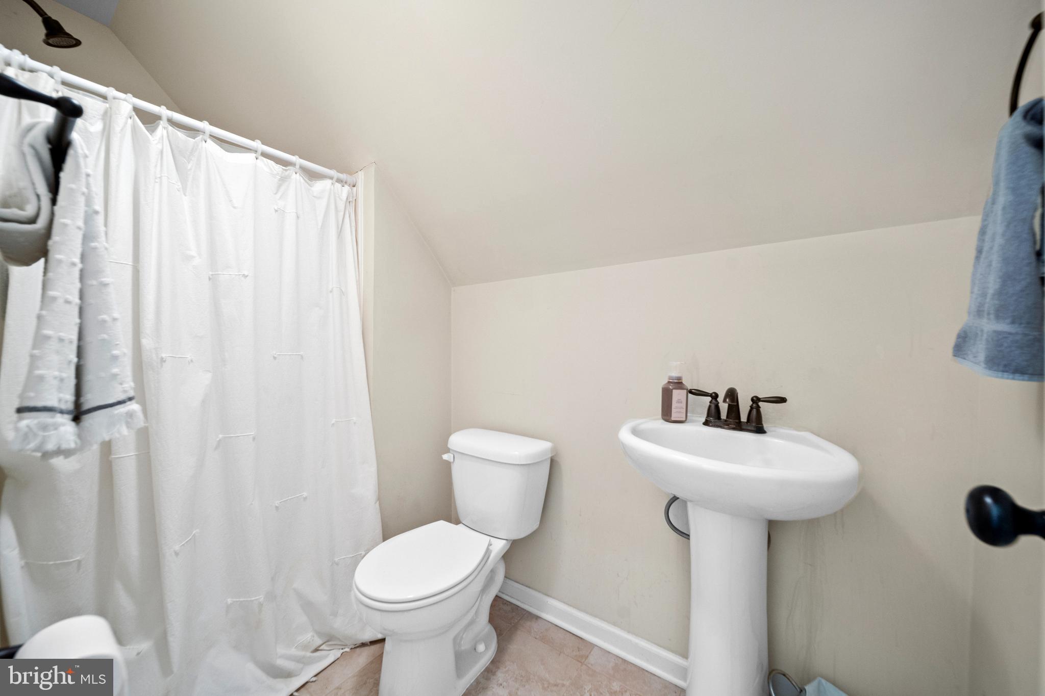 SHIRLEY ESTATES - Residential