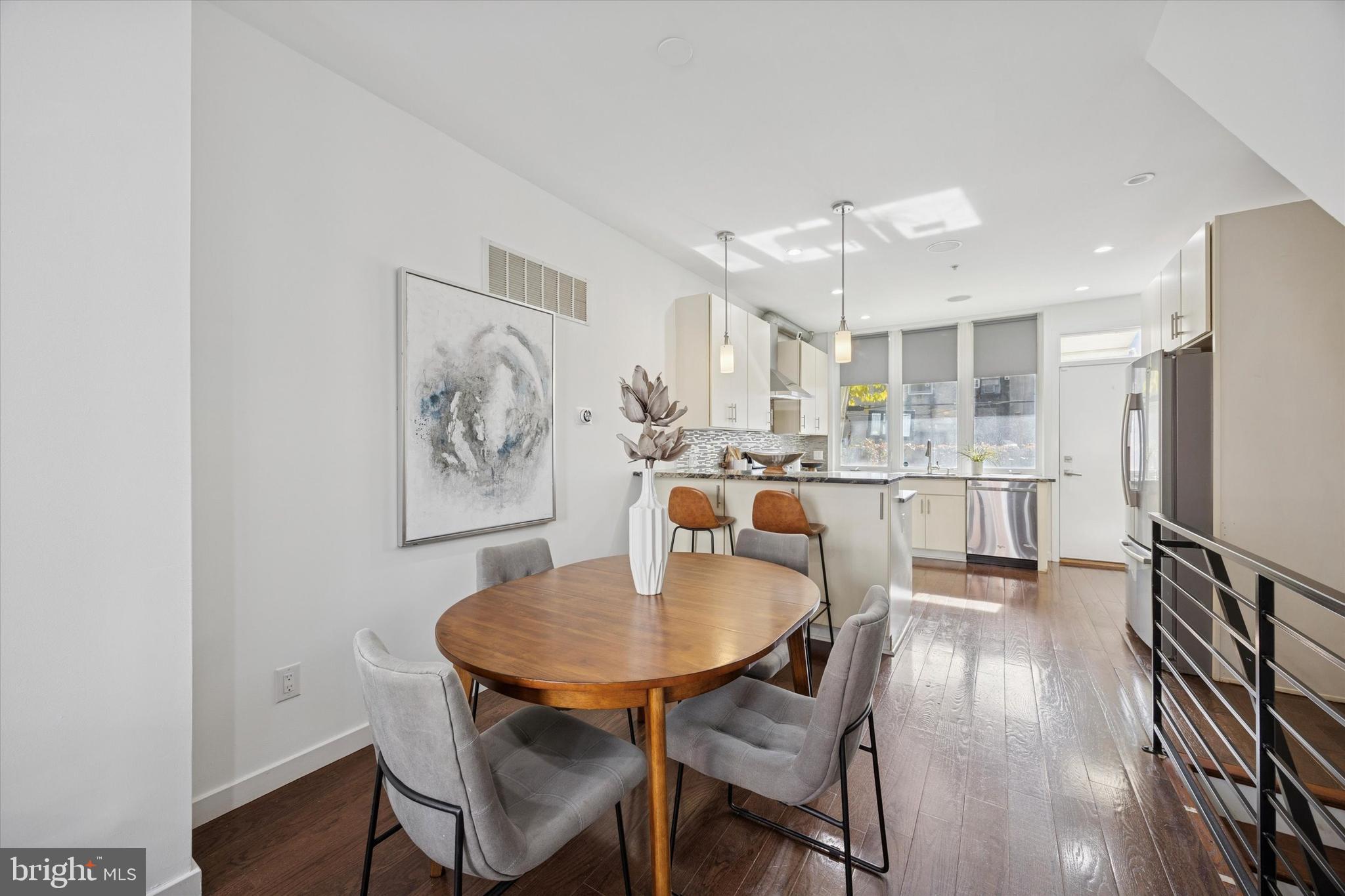 GRADUATE HOSPITAL - Residential