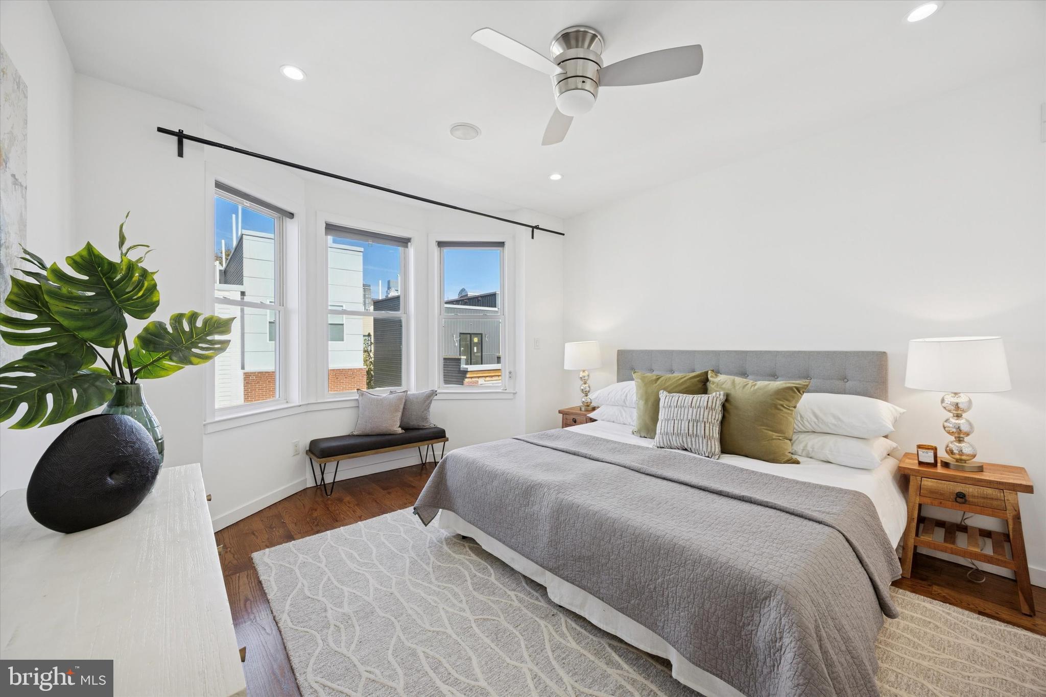 GRADUATE HOSPITAL - Residential