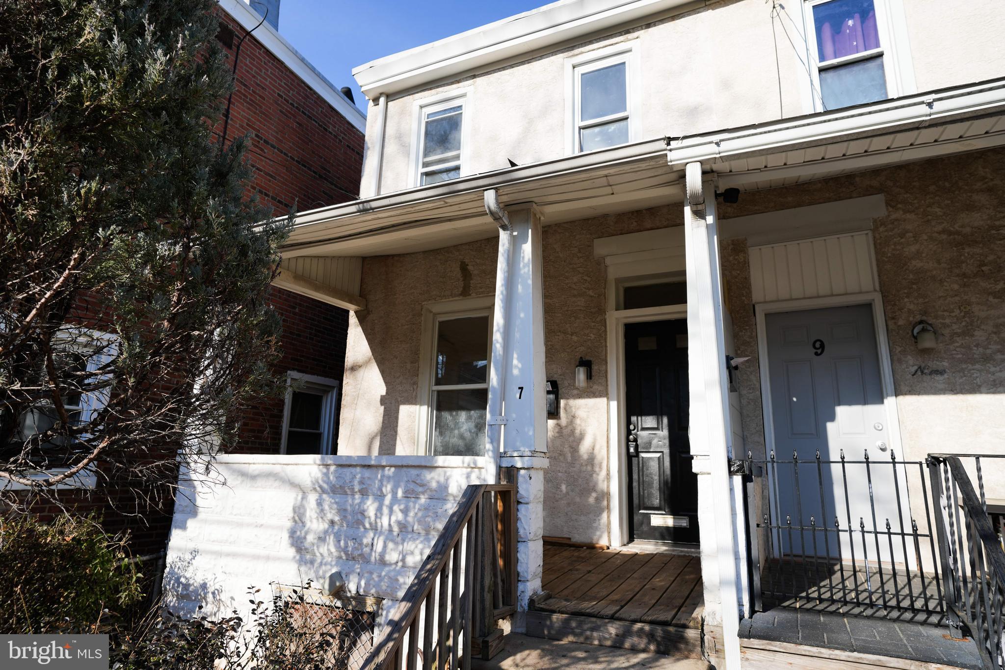 NORRISTOWN - Residential