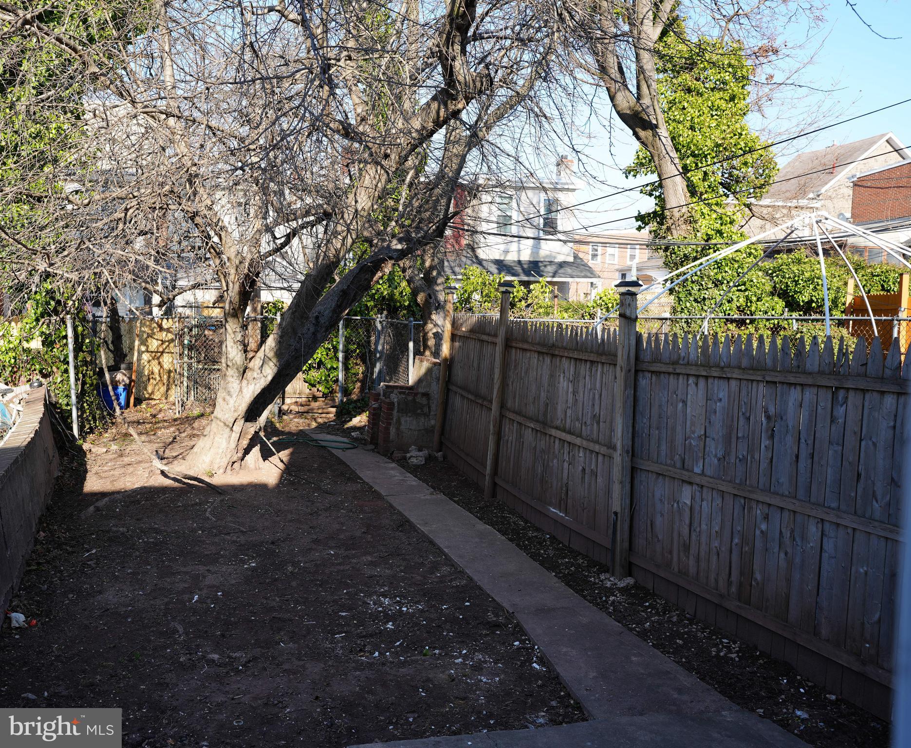 NORRISTOWN - Residential