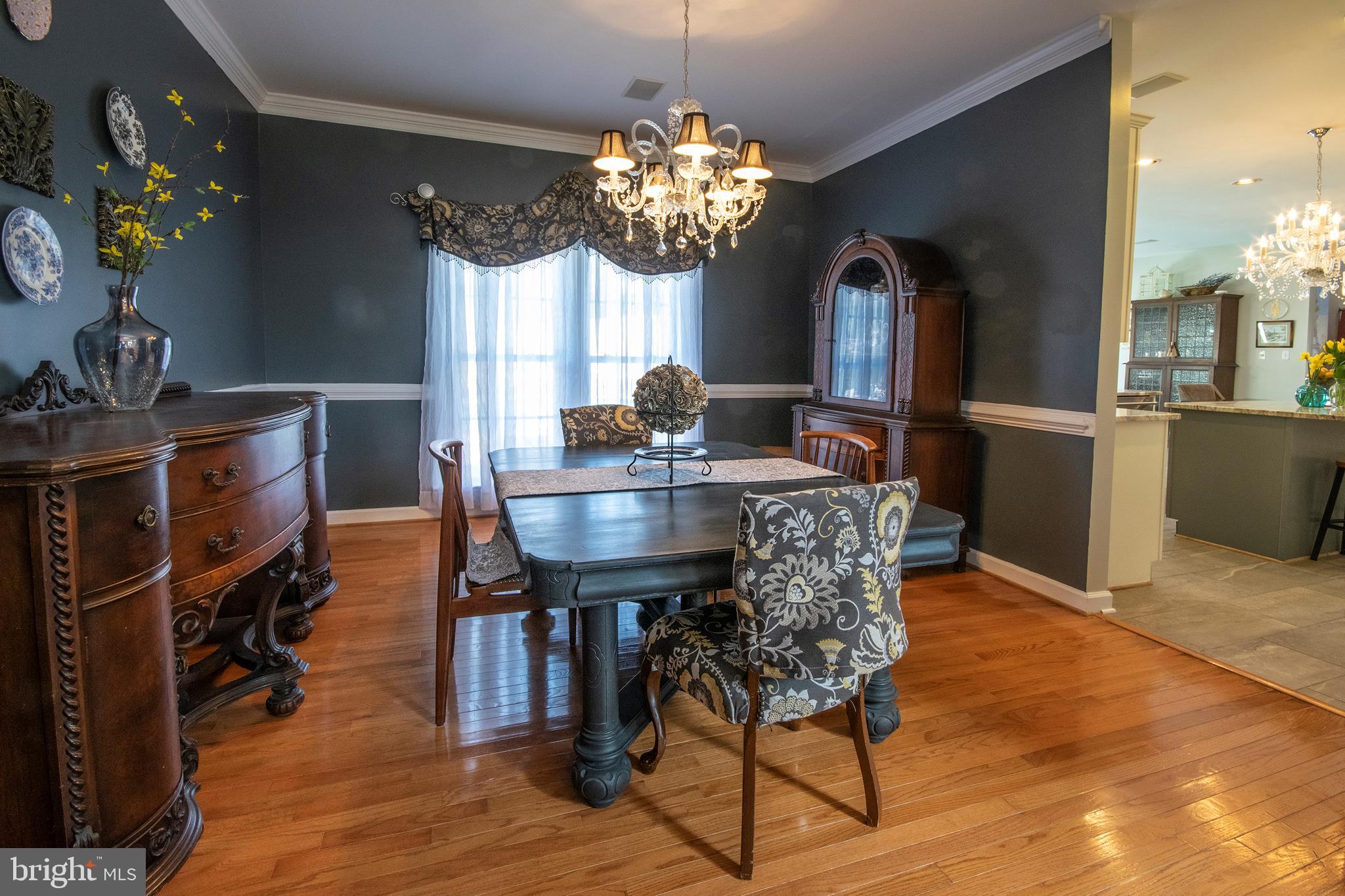 MANSFIELD MANOR - Residential