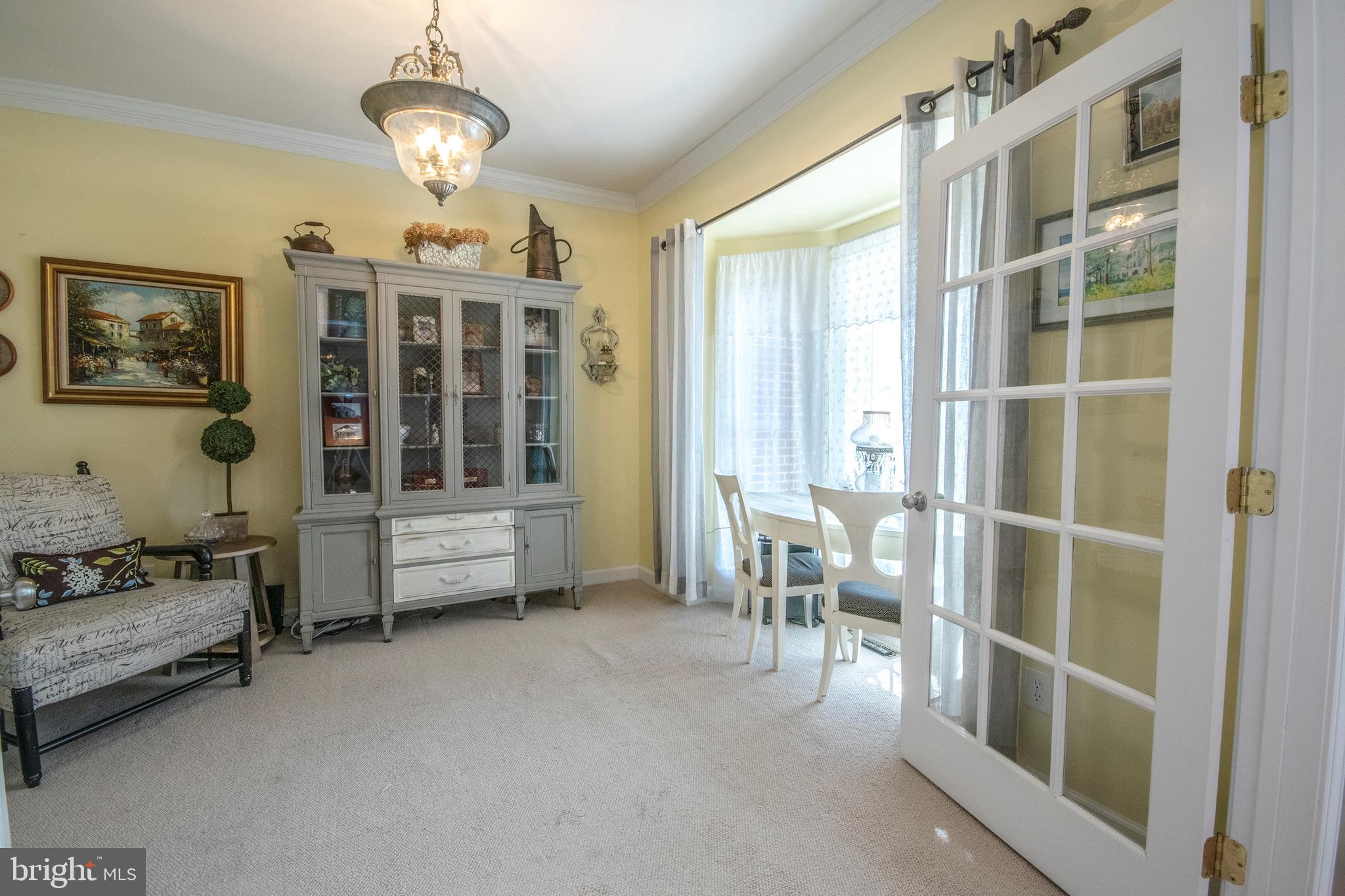 MANSFIELD MANOR - Residential