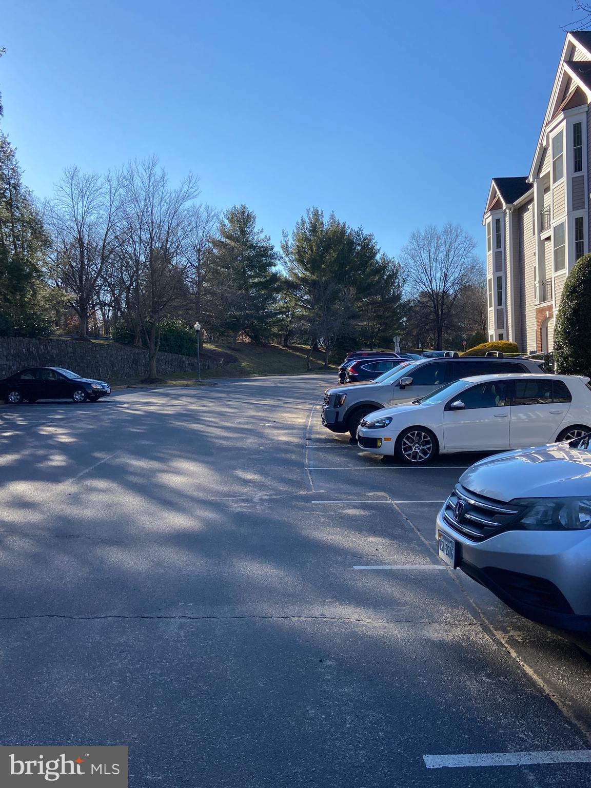 RIVERBEND AT CASCADES - Residential Lease