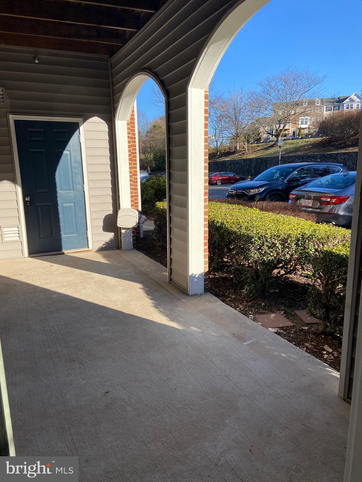 RIVERBEND AT CASCADES - Residential Lease