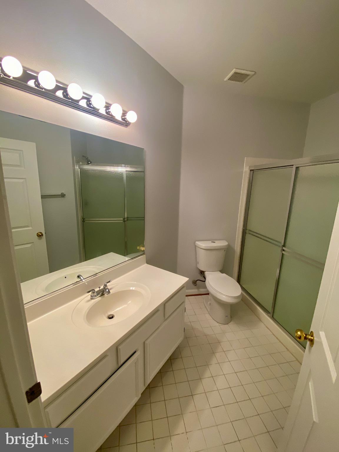 RIVERBEND AT CASCADES - Residential Lease