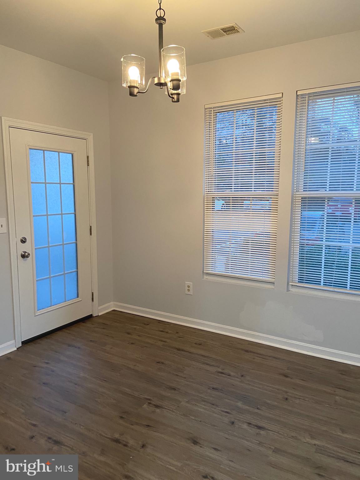 RIVERBEND AT CASCADES - Residential Lease