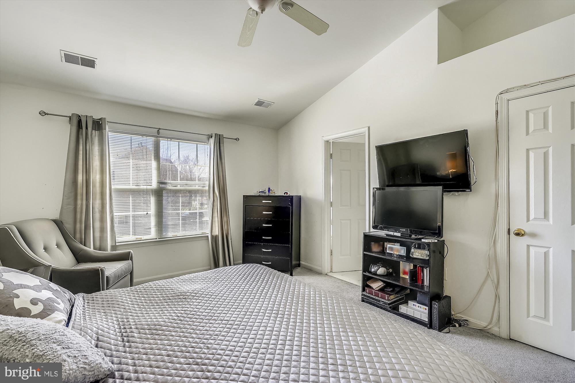 KINGSTOWNE - Residential