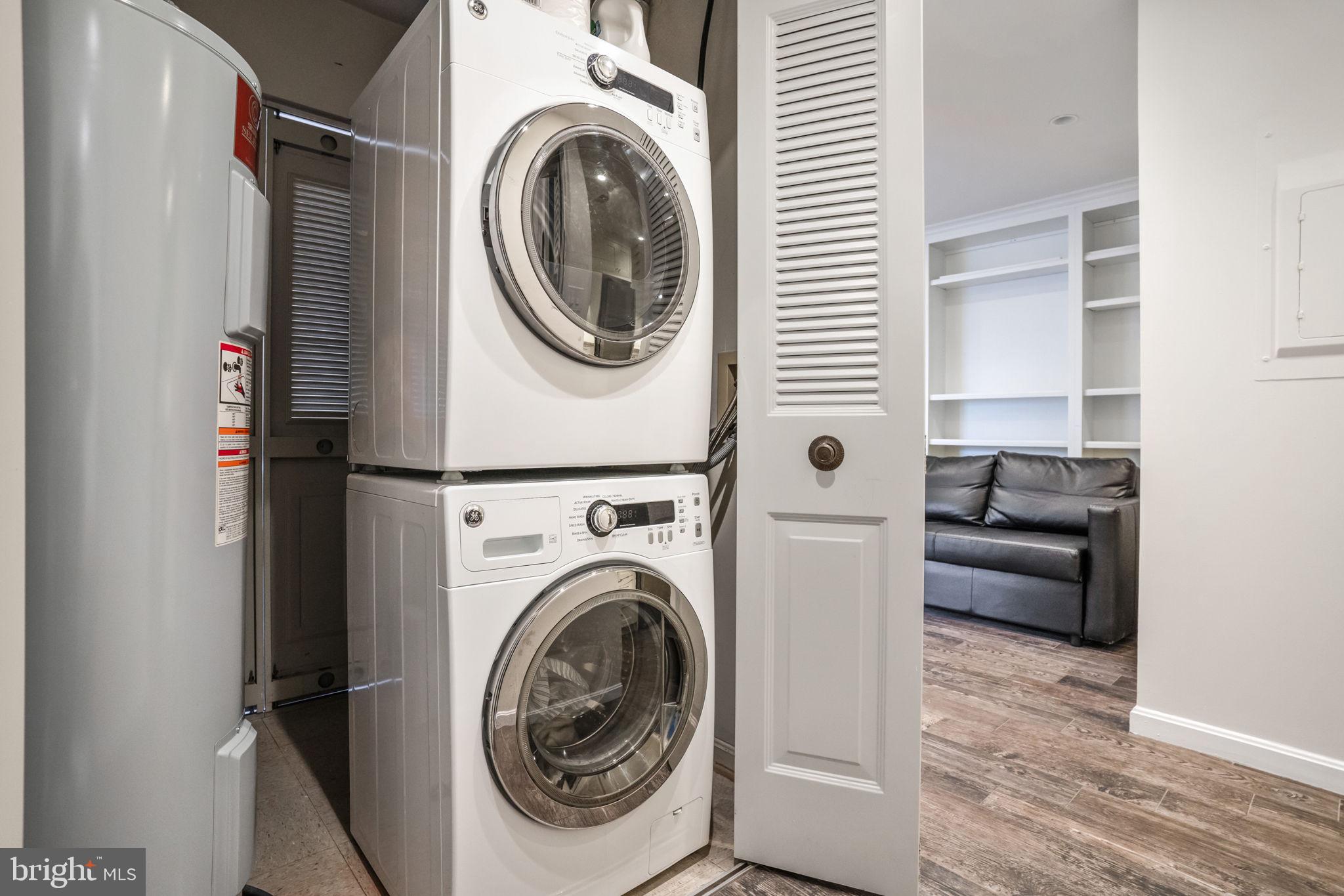 SUMMERWALK - Residential Lease