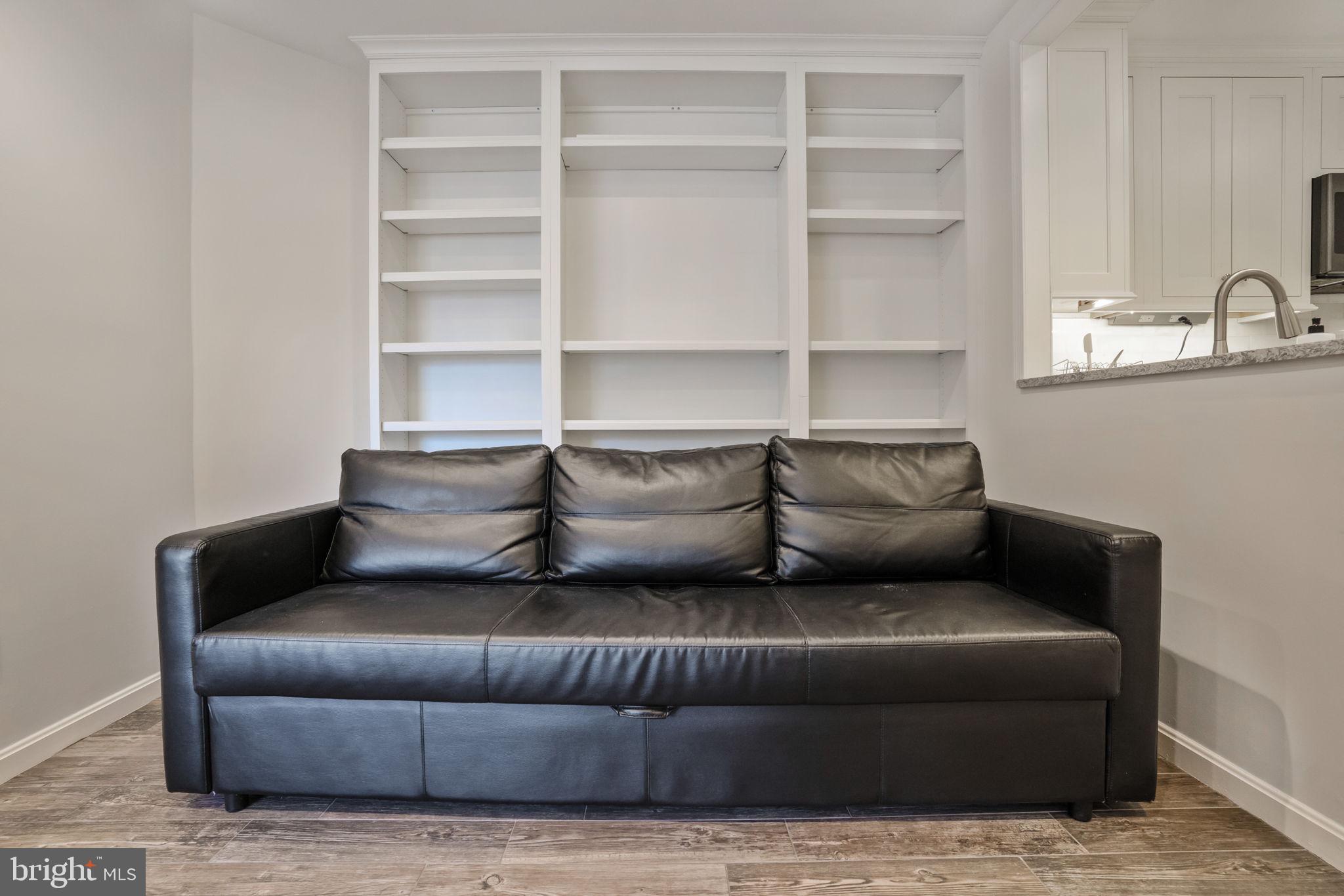 SUMMERWALK - Residential Lease