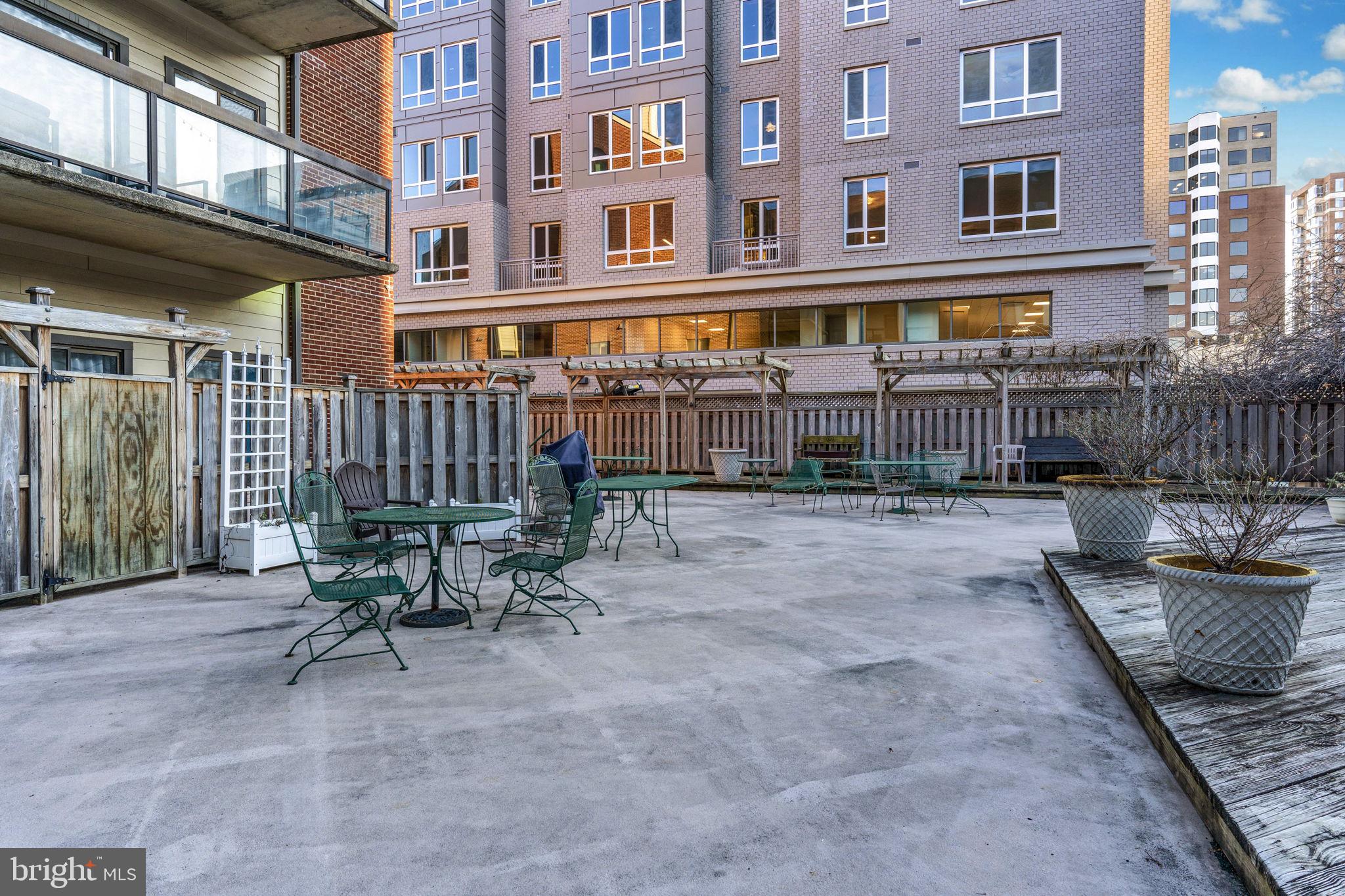 SUMMERWALK - Residential Lease