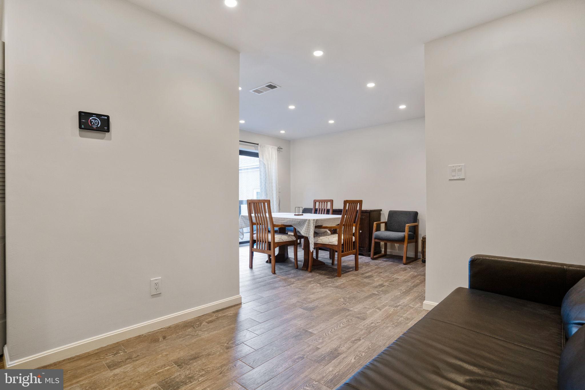 SUMMERWALK - Residential Lease