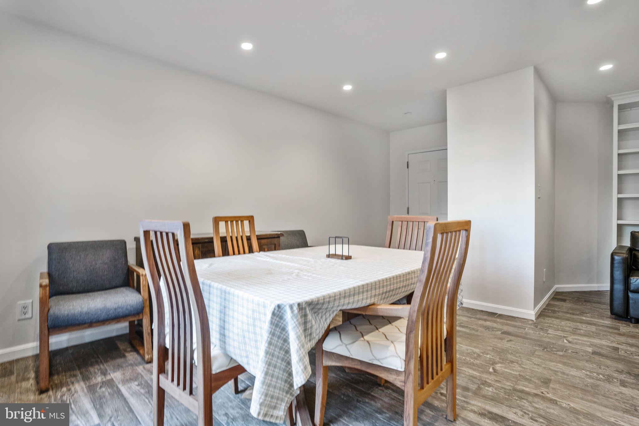 SUMMERWALK - Residential Lease