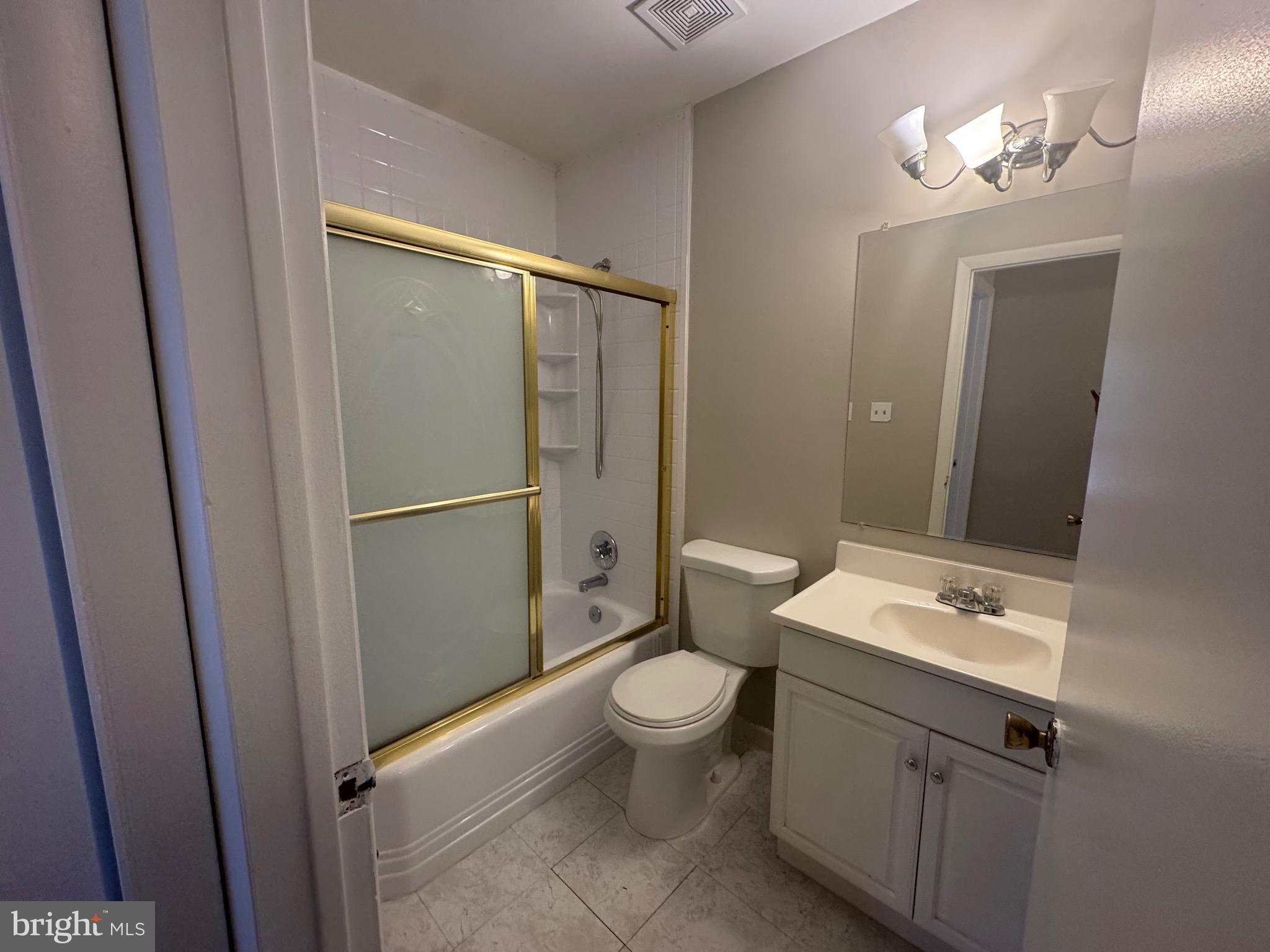 VILLAGE OF OWEN BROWN - Residential