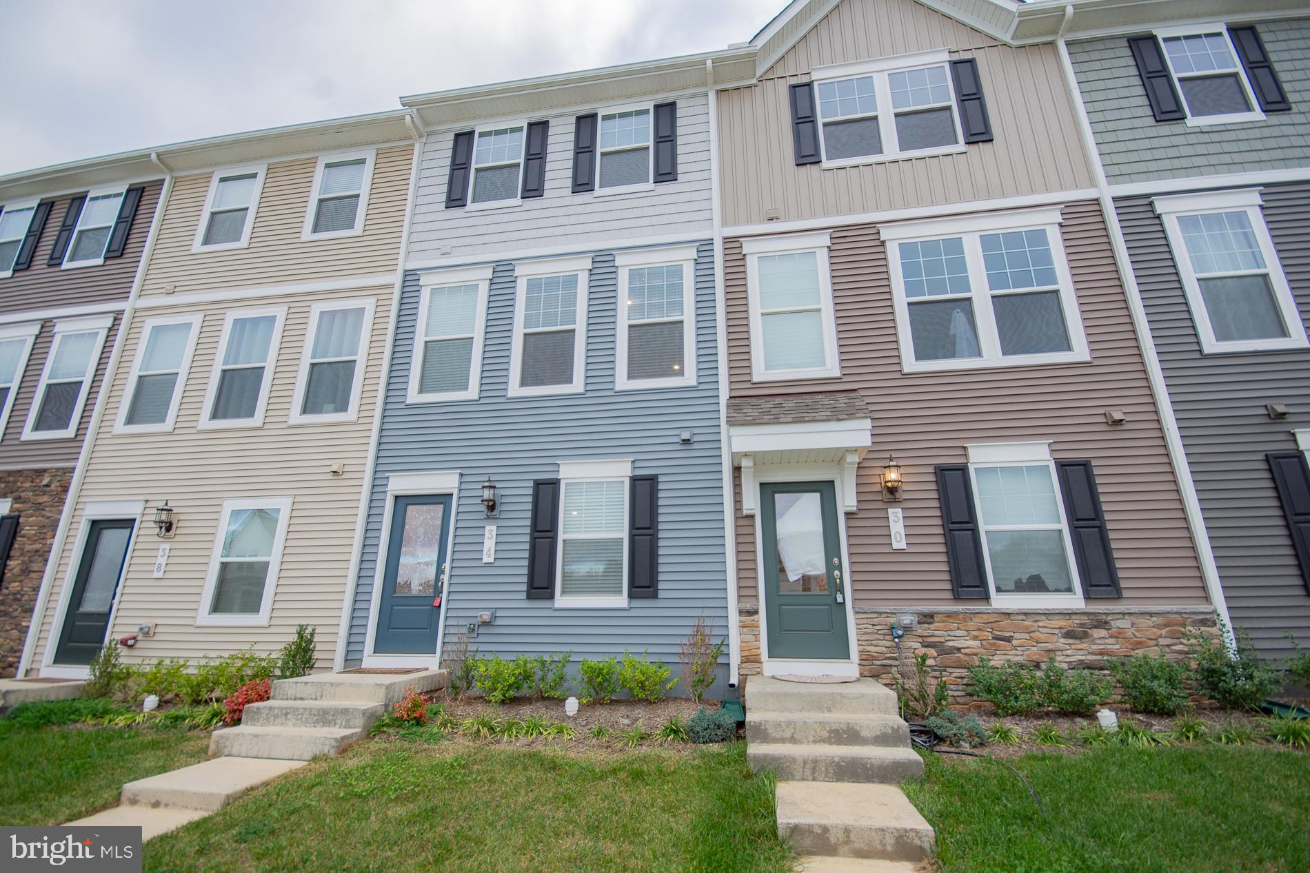 PRESIDENTS POINTE - Residential