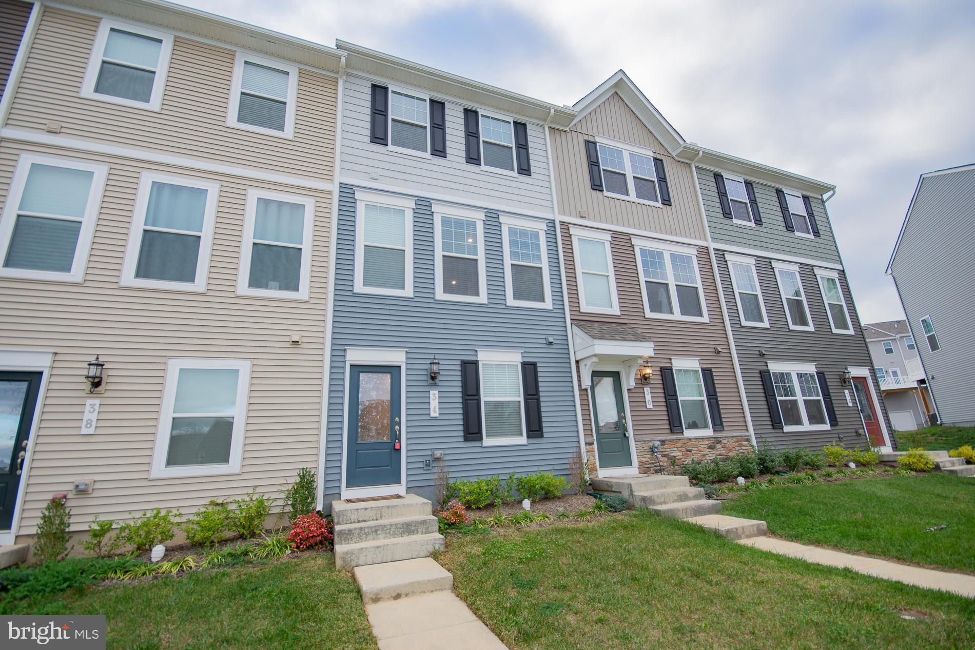 PRESIDENTS POINTE - Residential