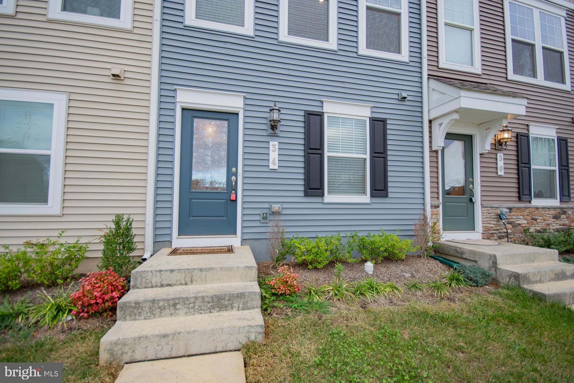 PRESIDENTS POINTE - Residential