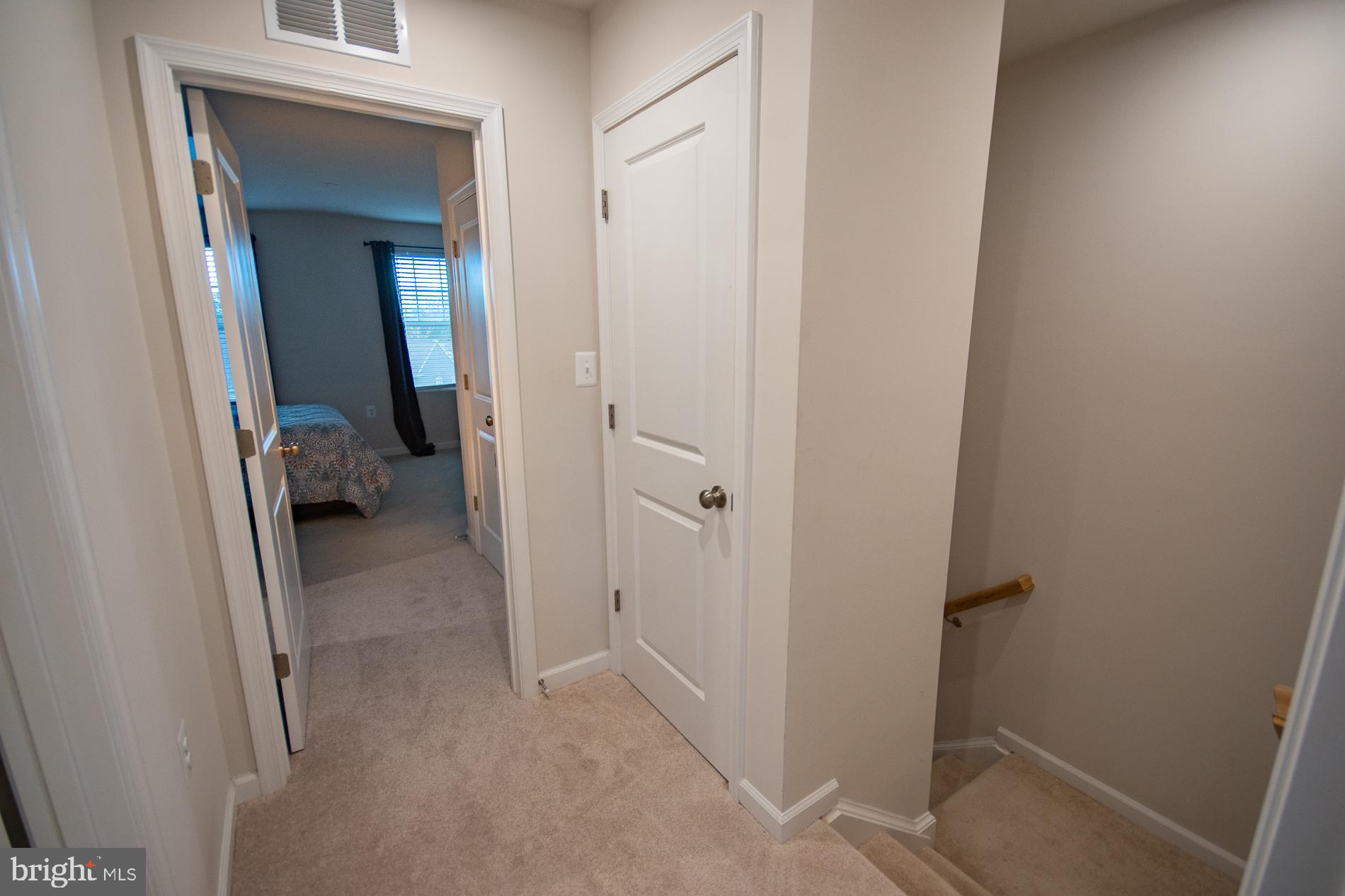 PRESIDENTS POINTE - Residential