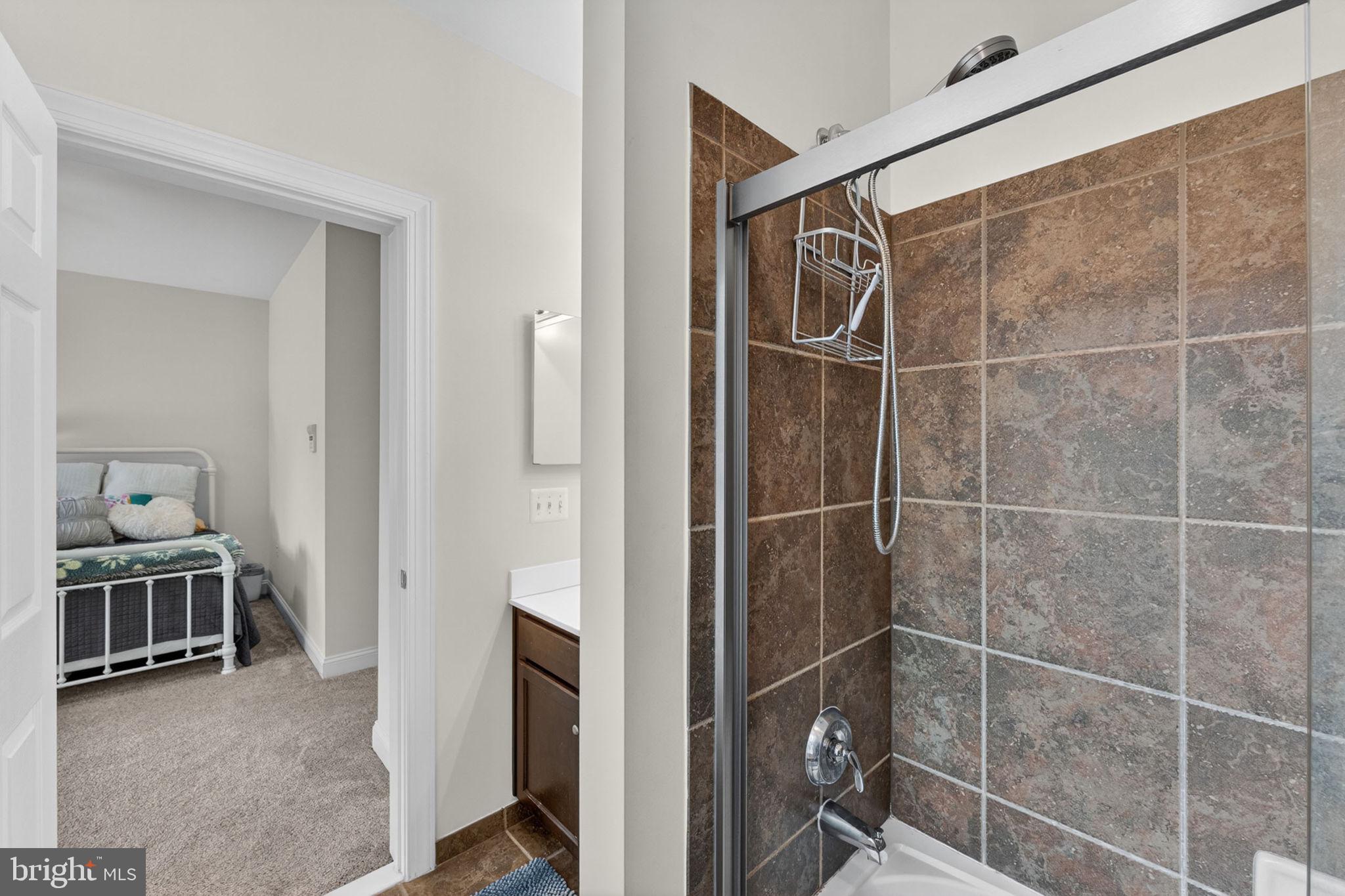 MORELAND ESTATES - Residential