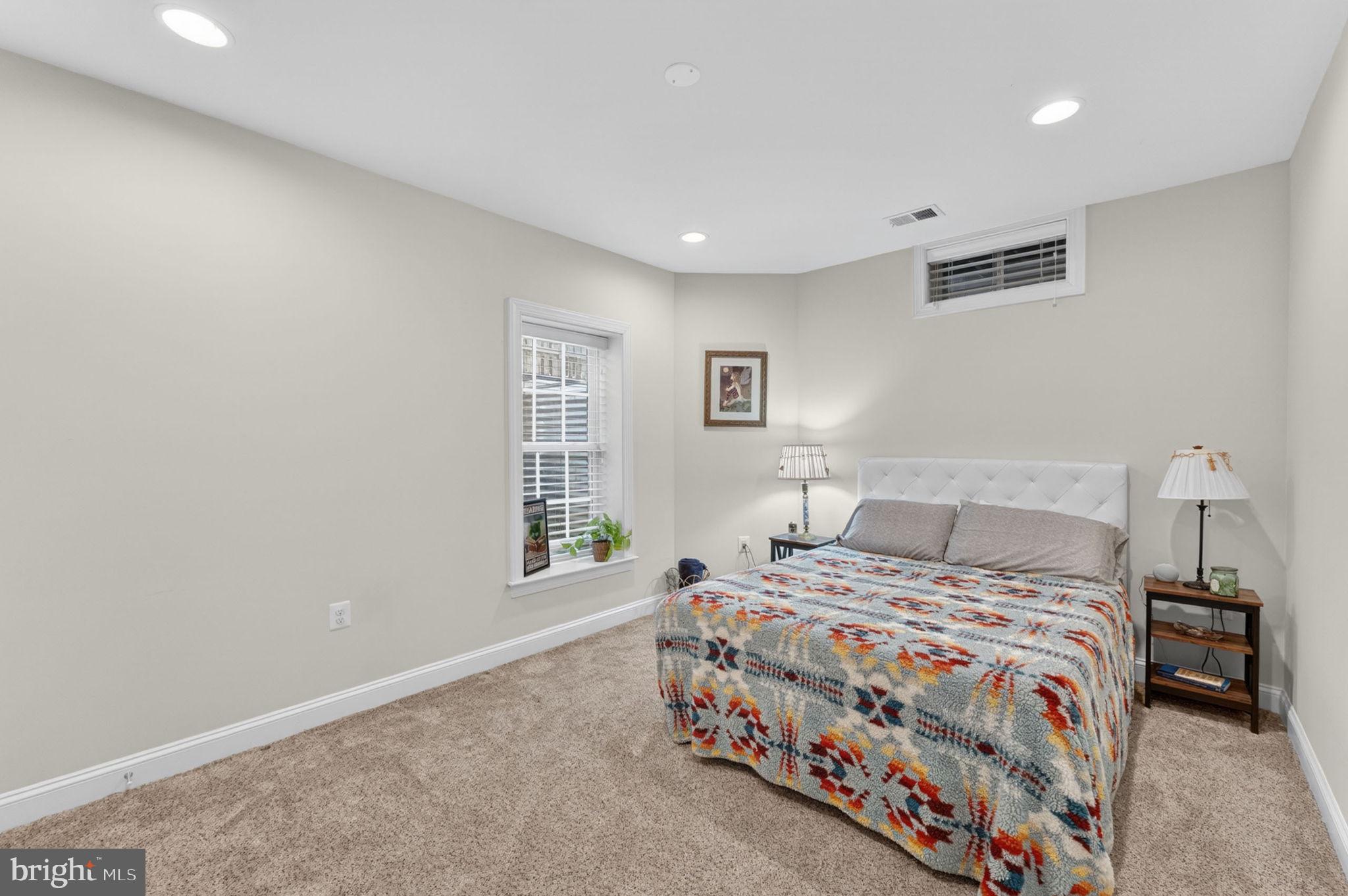 MORELAND ESTATES - Residential