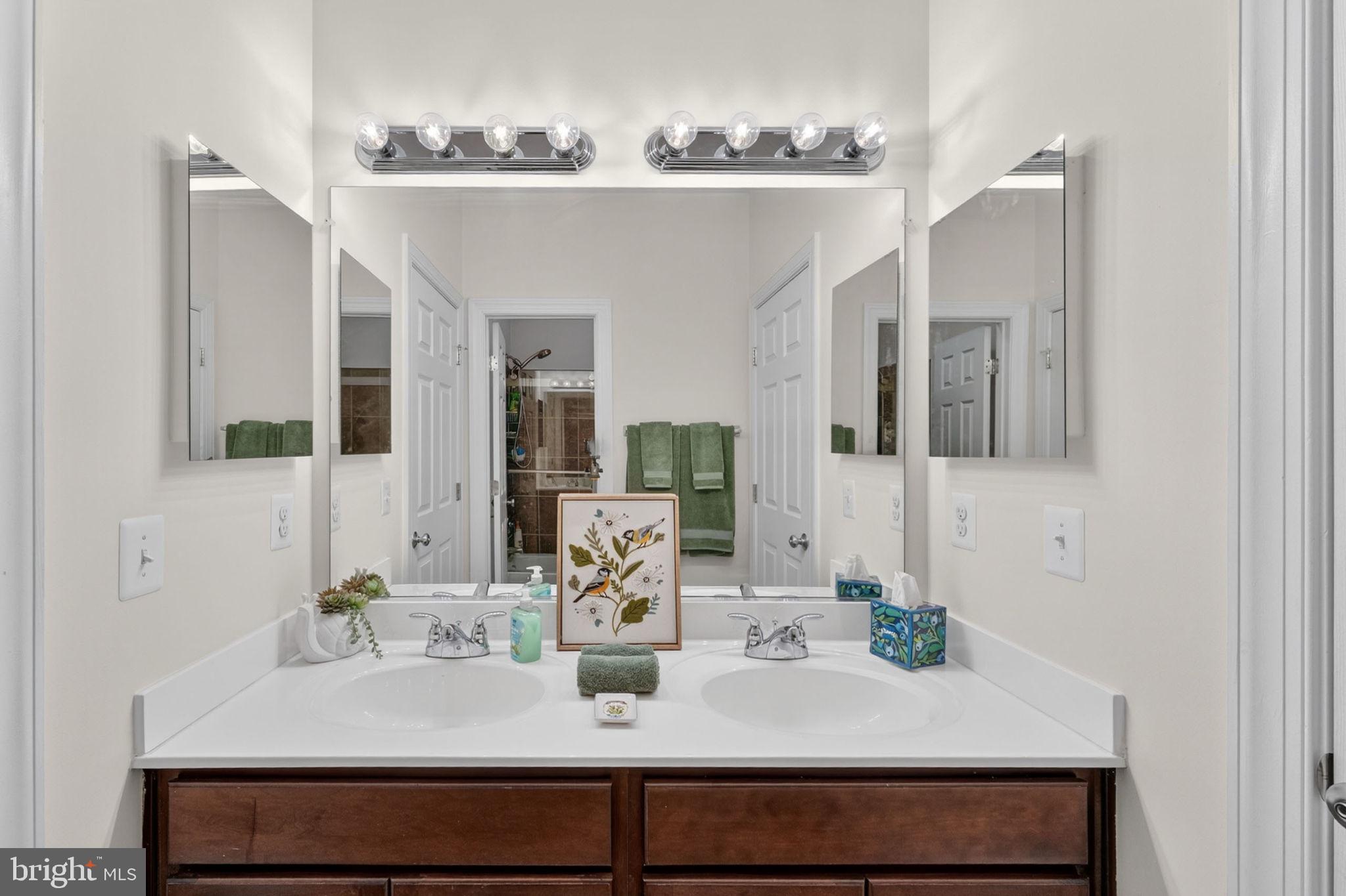 MORELAND ESTATES - Residential