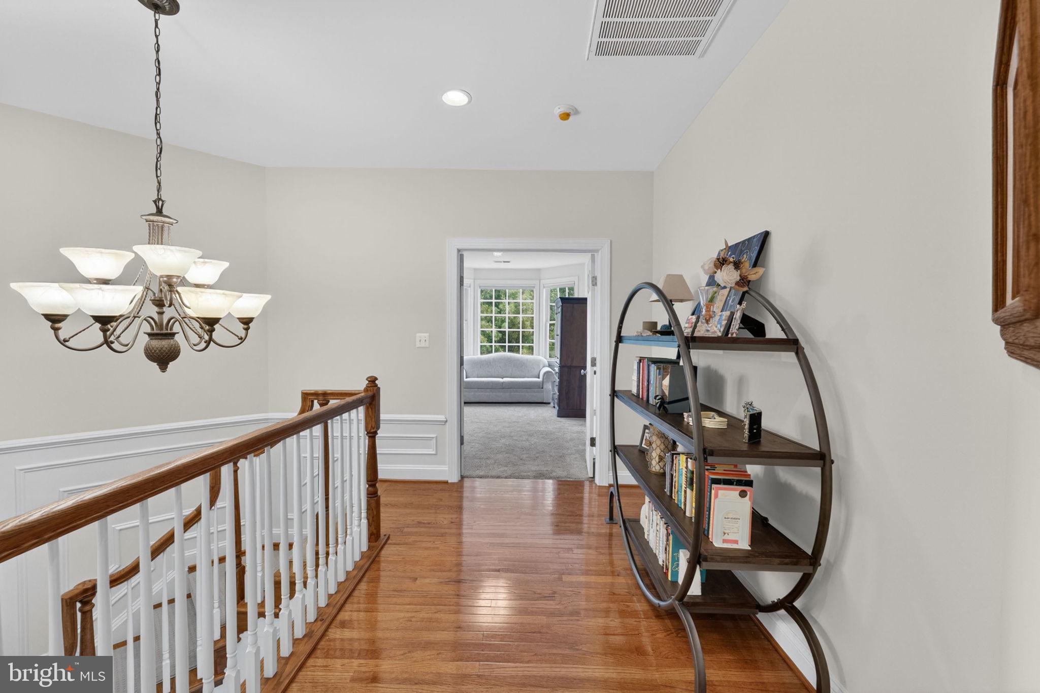 MORELAND ESTATES - Residential