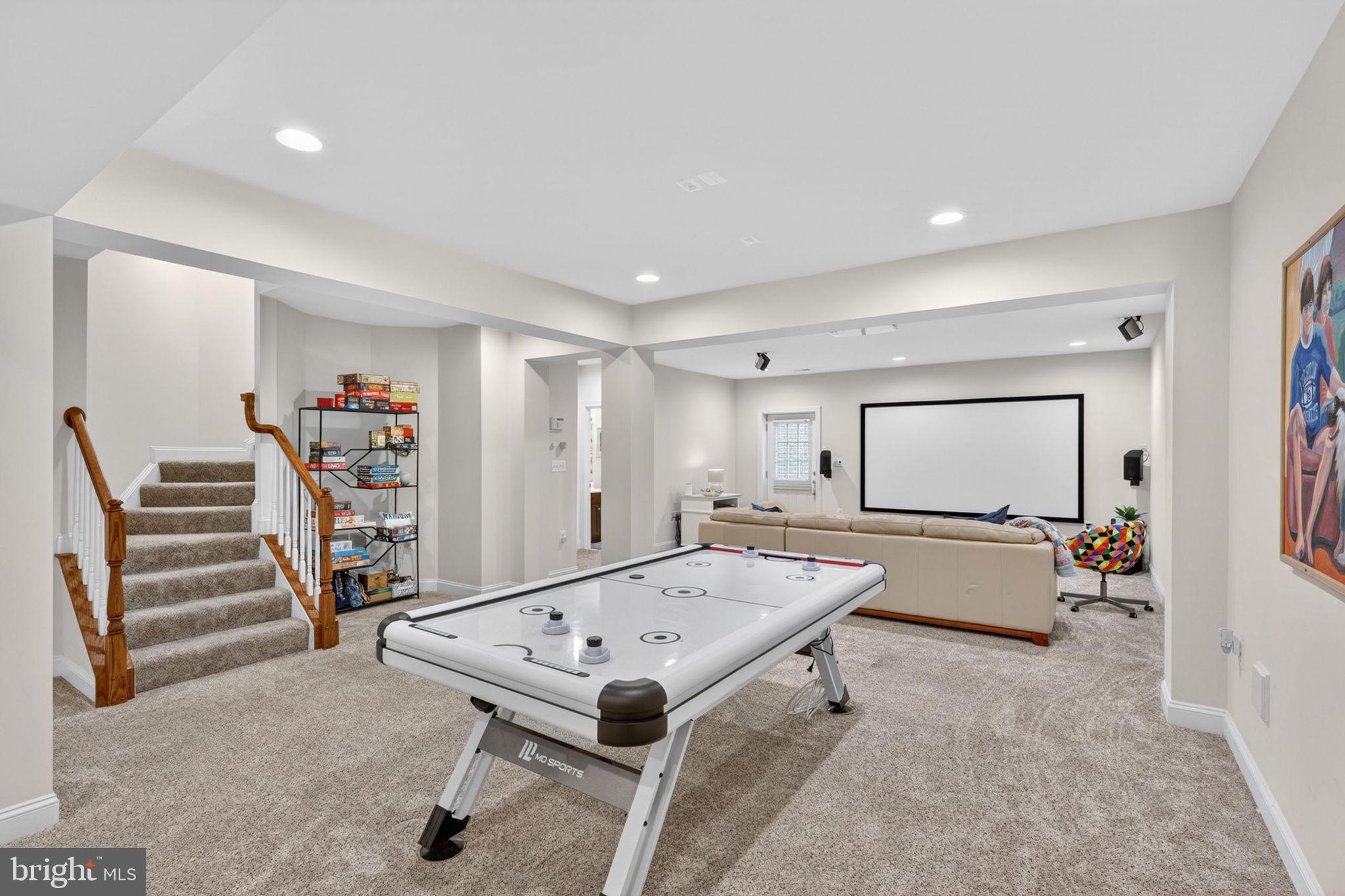 MORELAND ESTATES - Residential