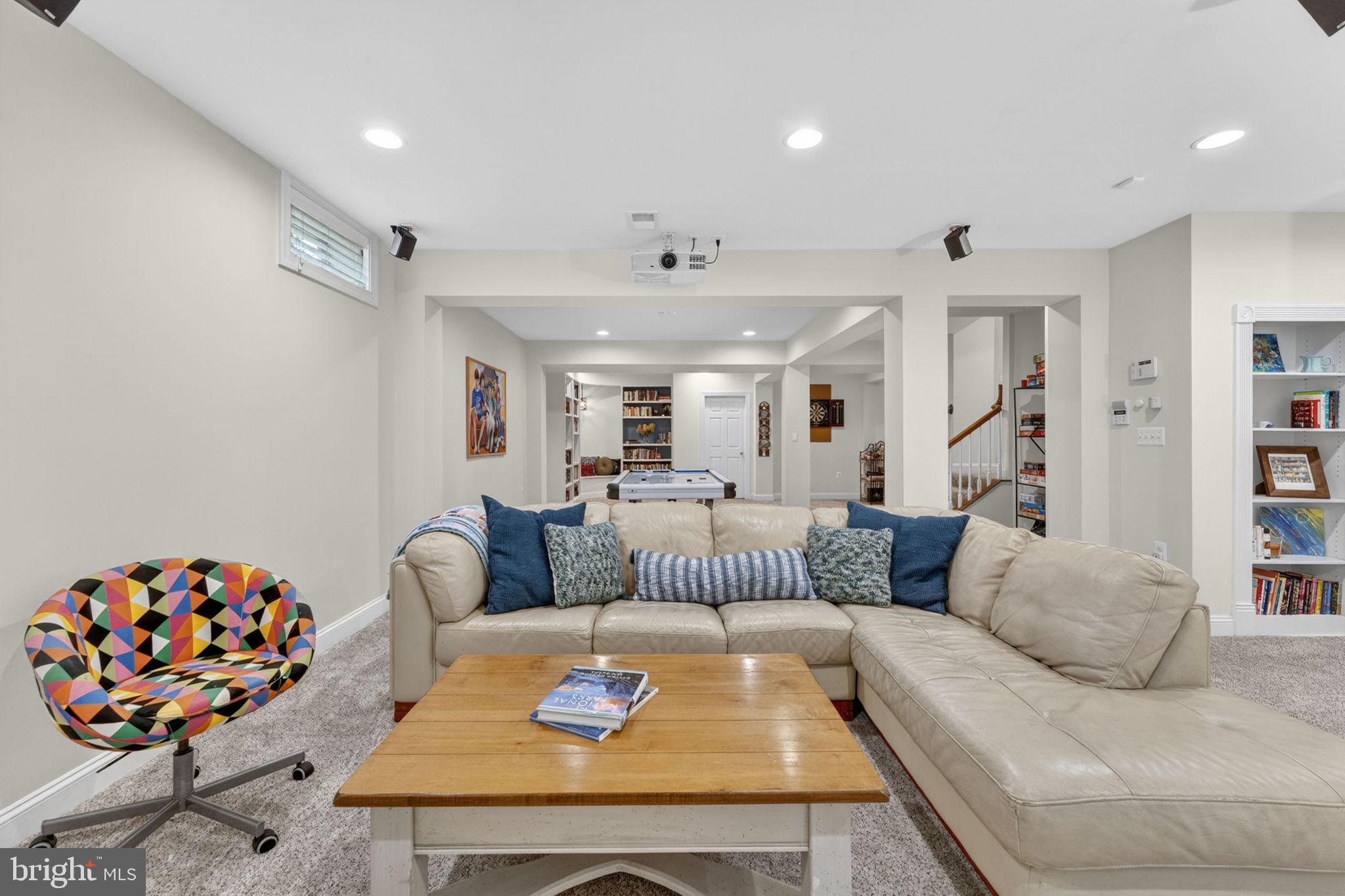 MORELAND ESTATES - Residential