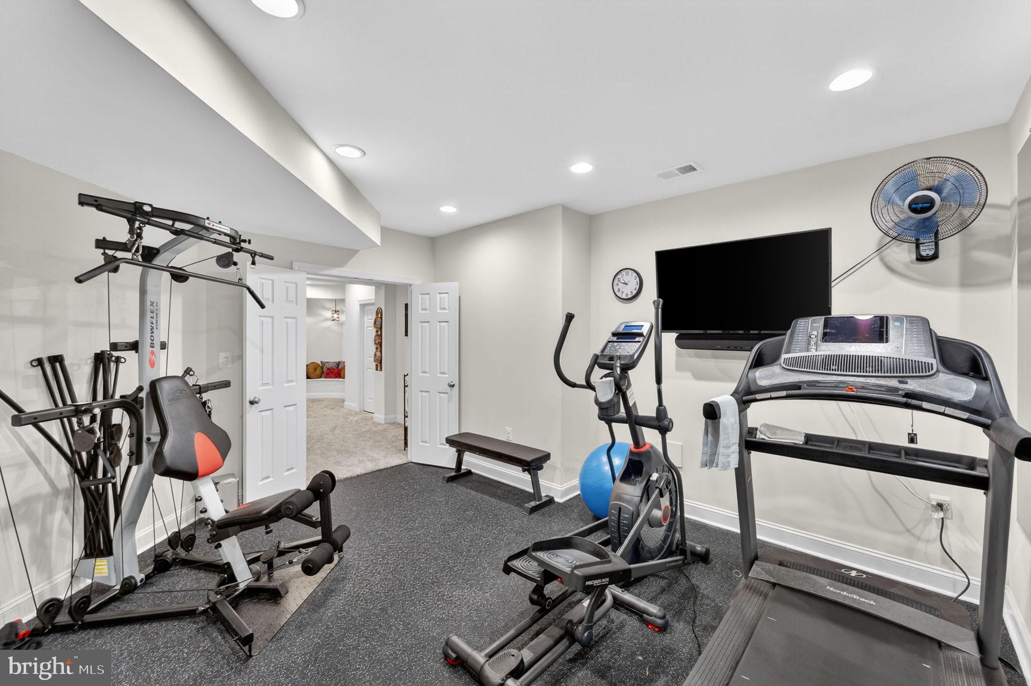 MORELAND ESTATES - Residential