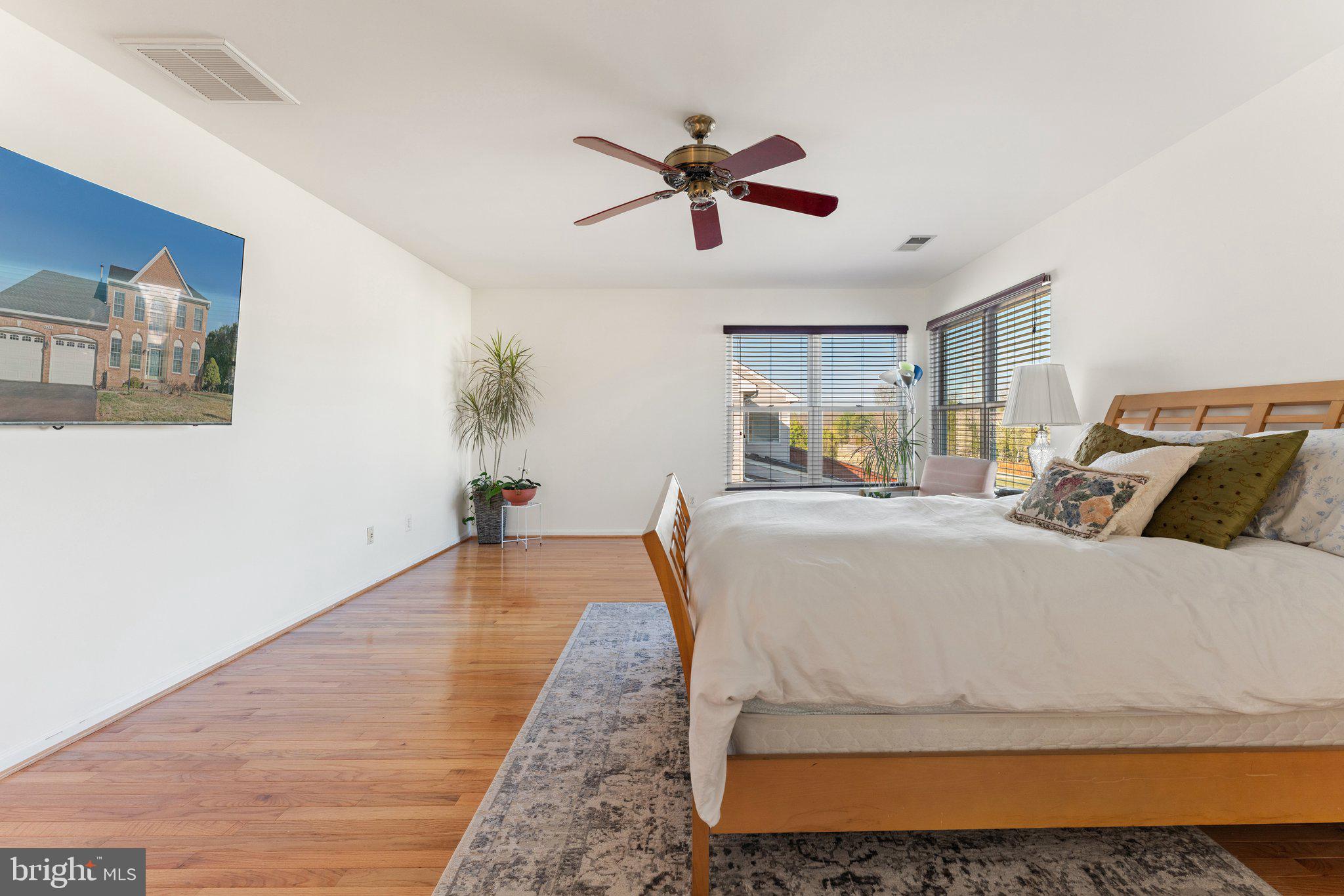 CENTRE RIDGE - Residential