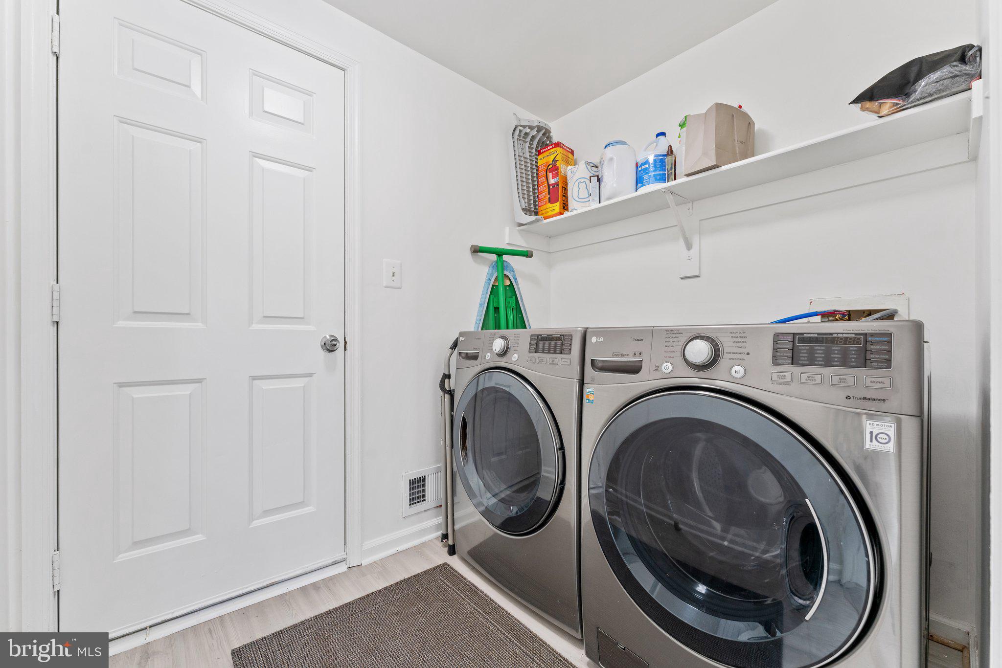 CENTRE RIDGE - Residential