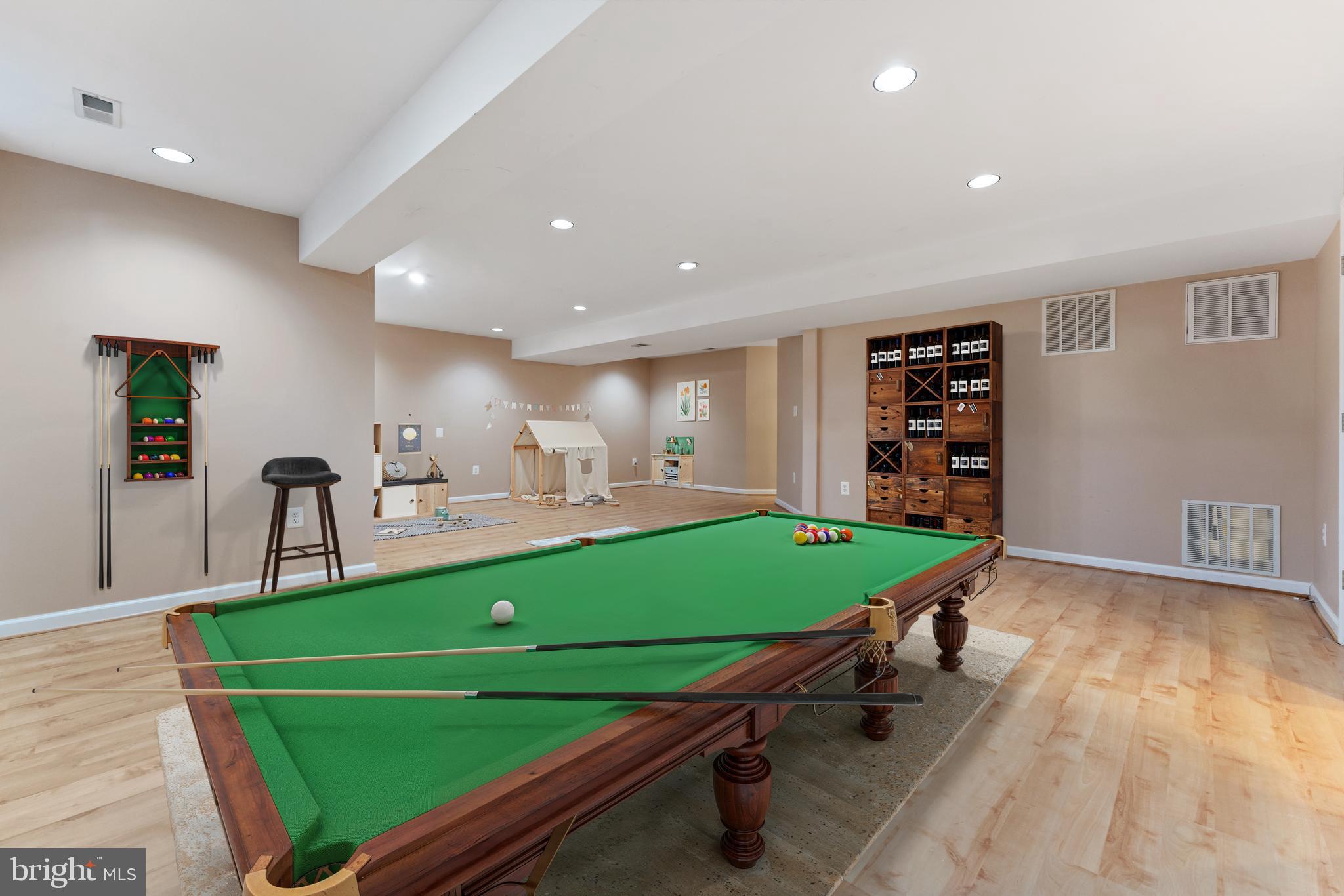 CENTRE RIDGE - Residential