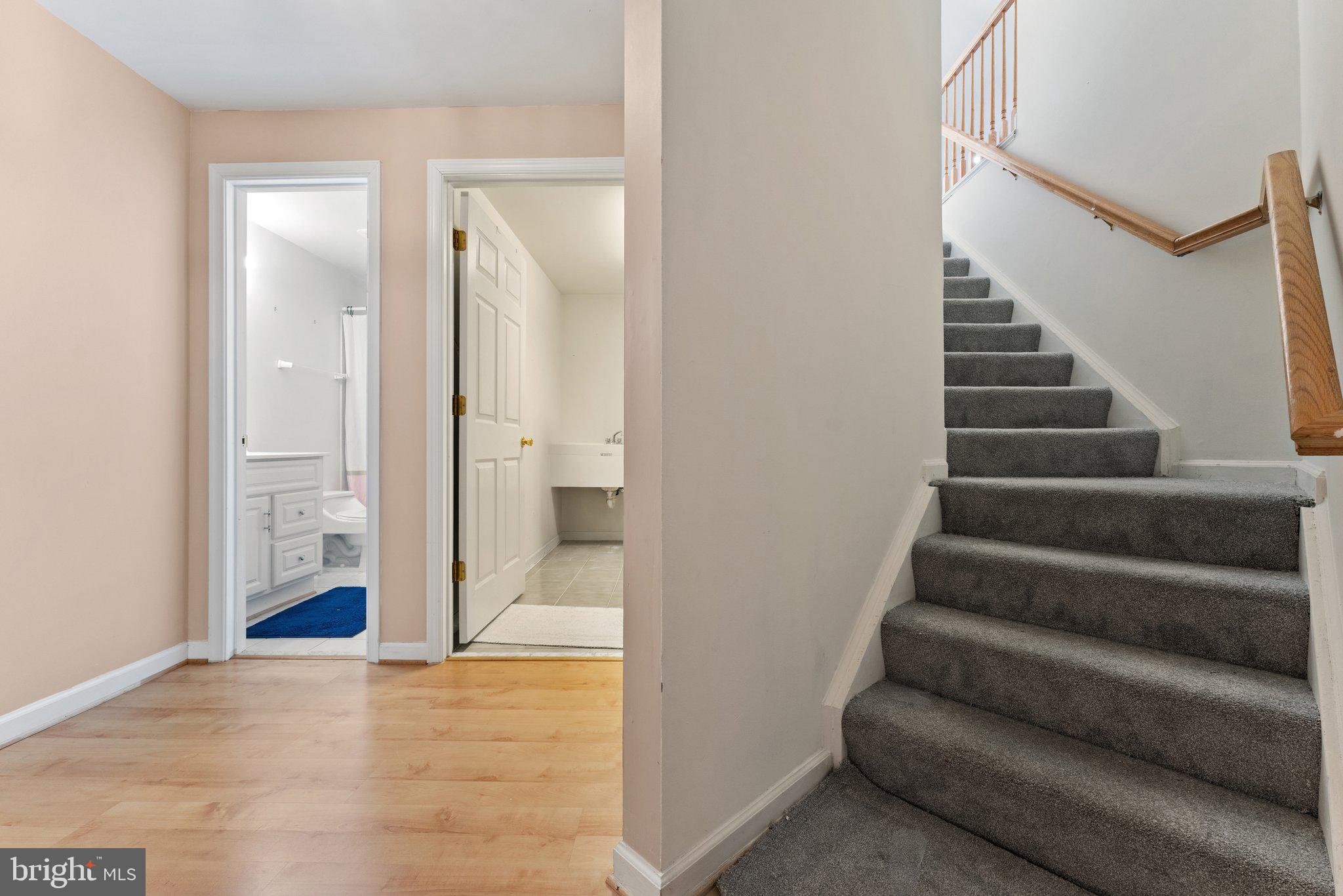 CENTRE RIDGE - Residential