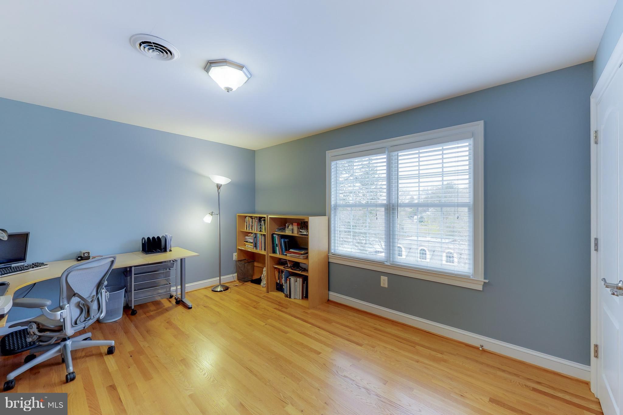 BROYHILL HEIGHTS - Residential