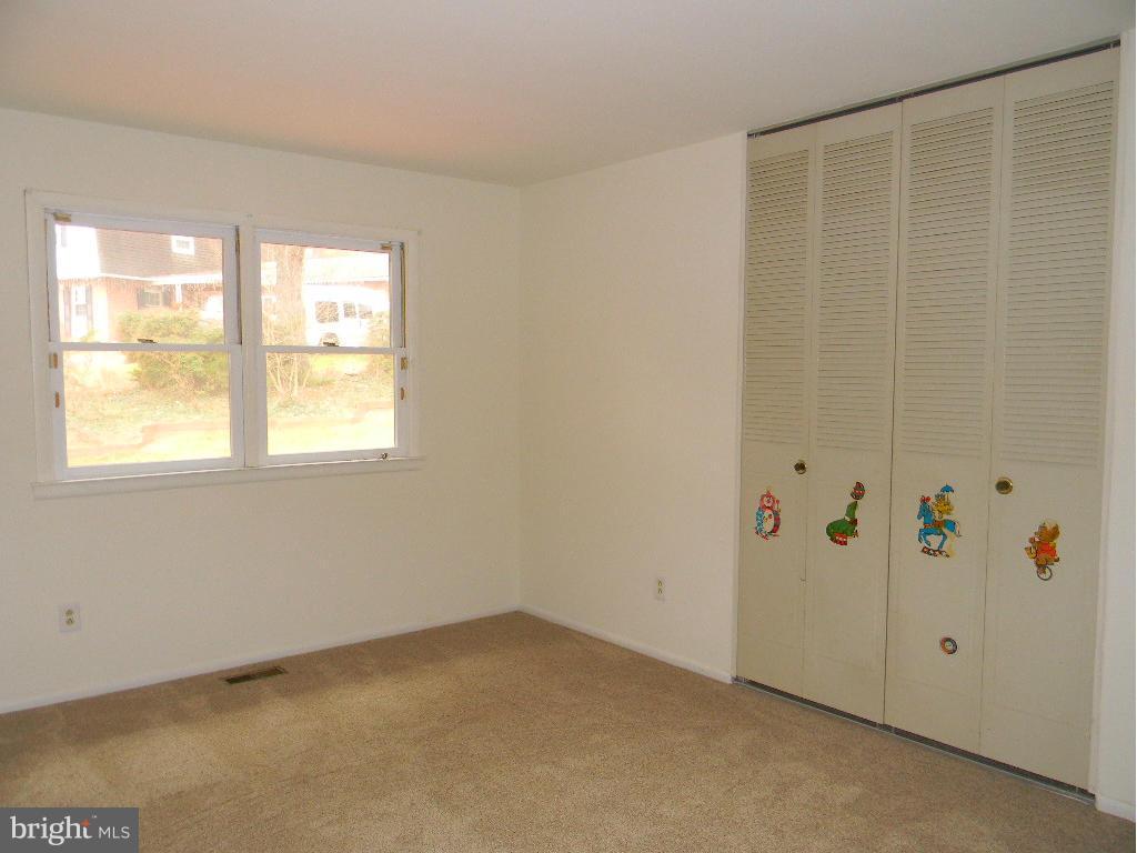 HUNT CREST - Residential