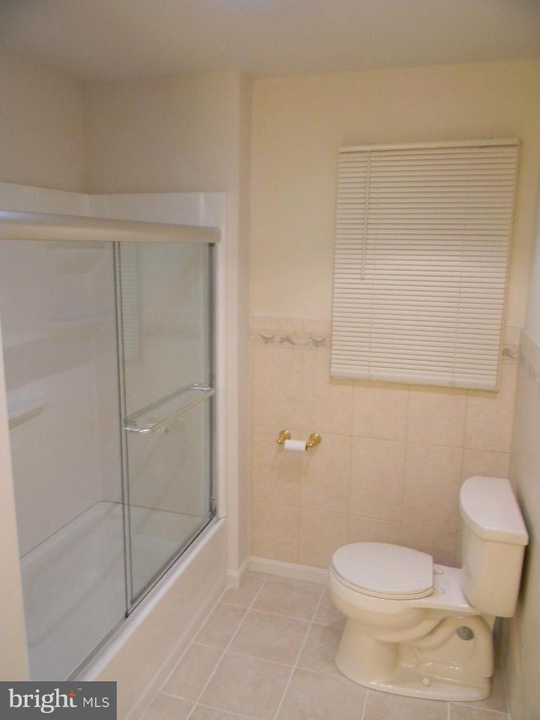 HUNT CREST - Residential