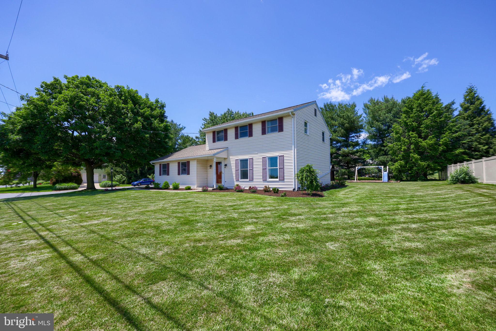 219 TOBACCO ROAD