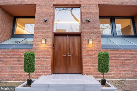 110 Delancey Street, Philadelphia, PA MLS: PAPH2342018