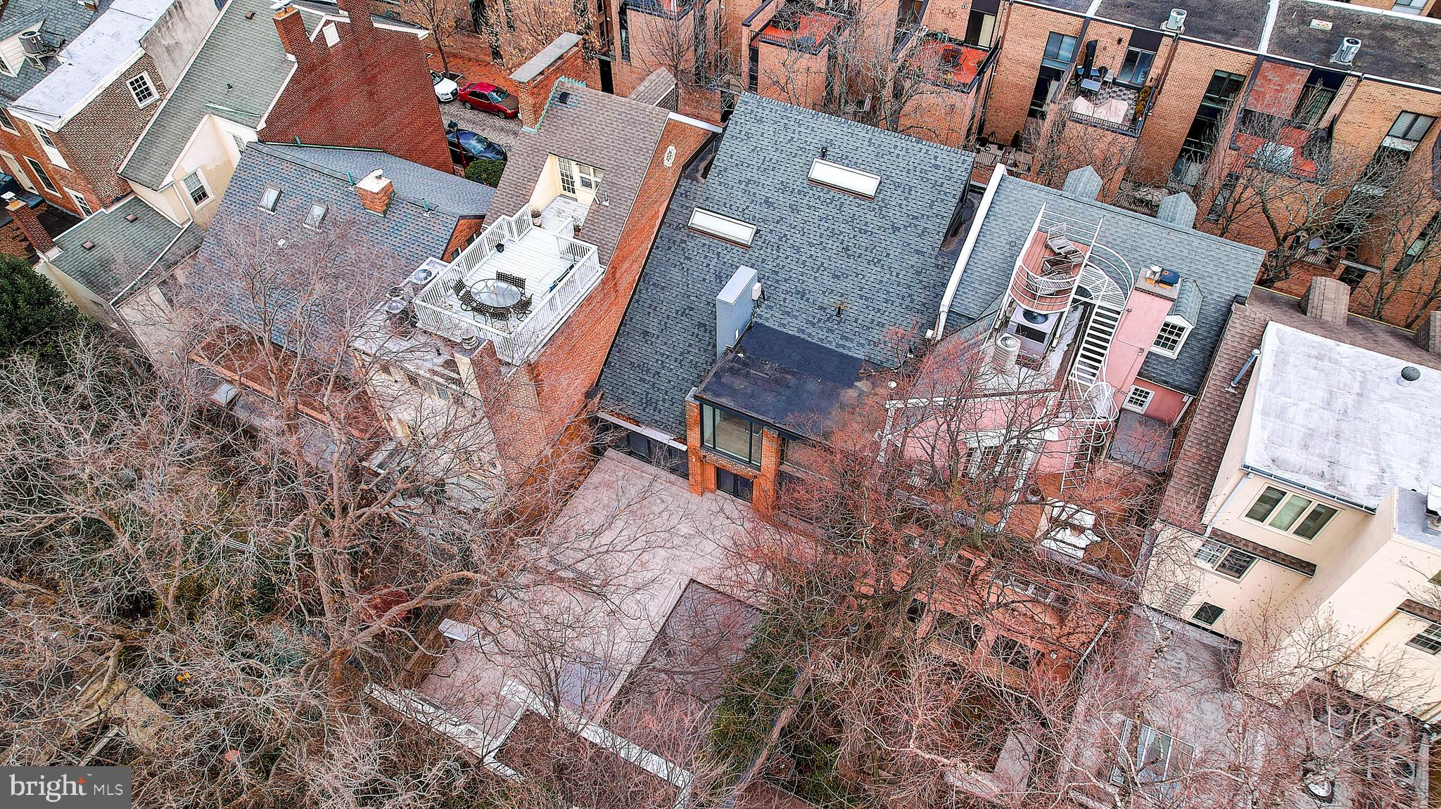 SOCIETY HILL - Residential