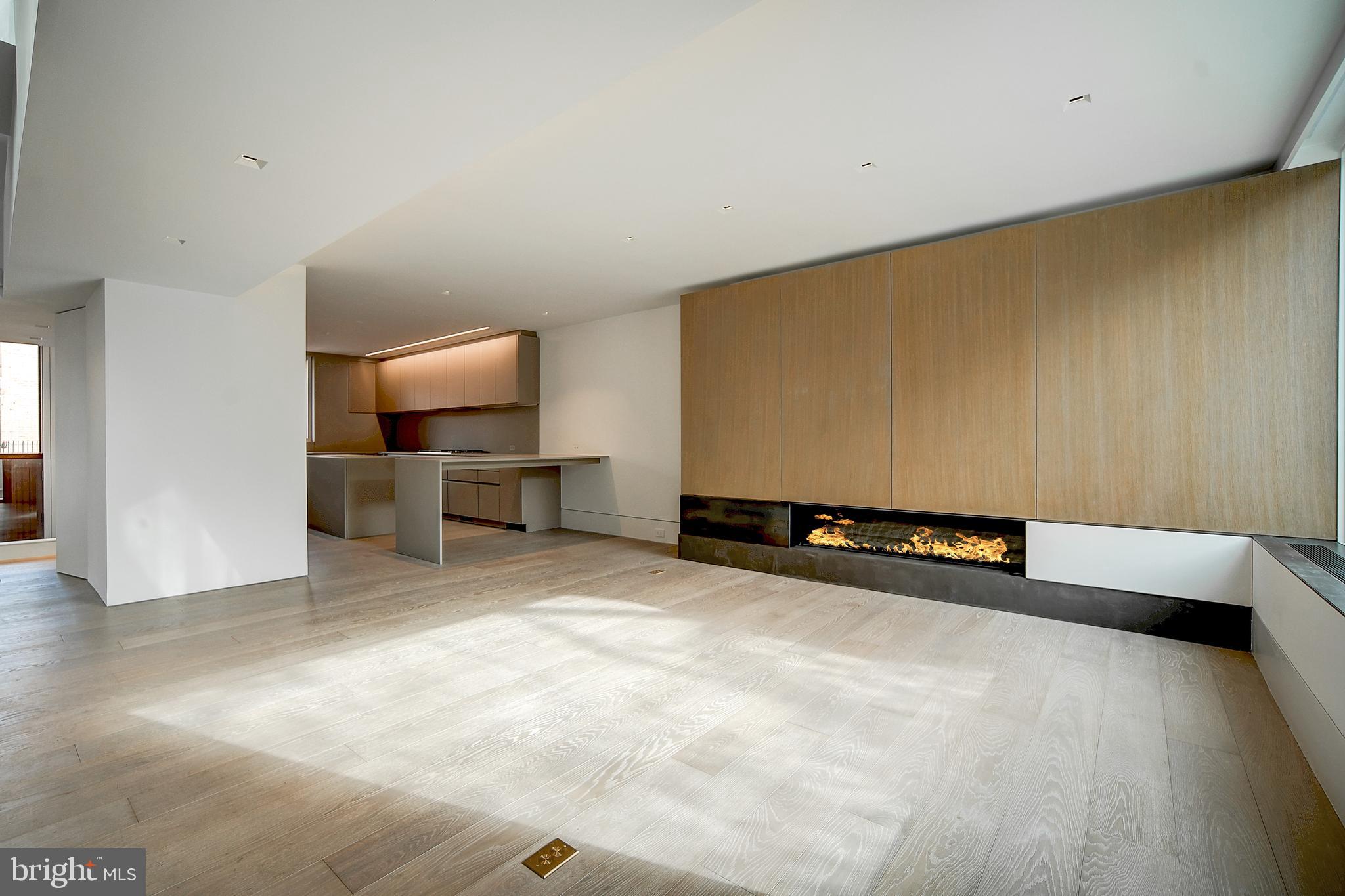 SOCIETY HILL - Residential