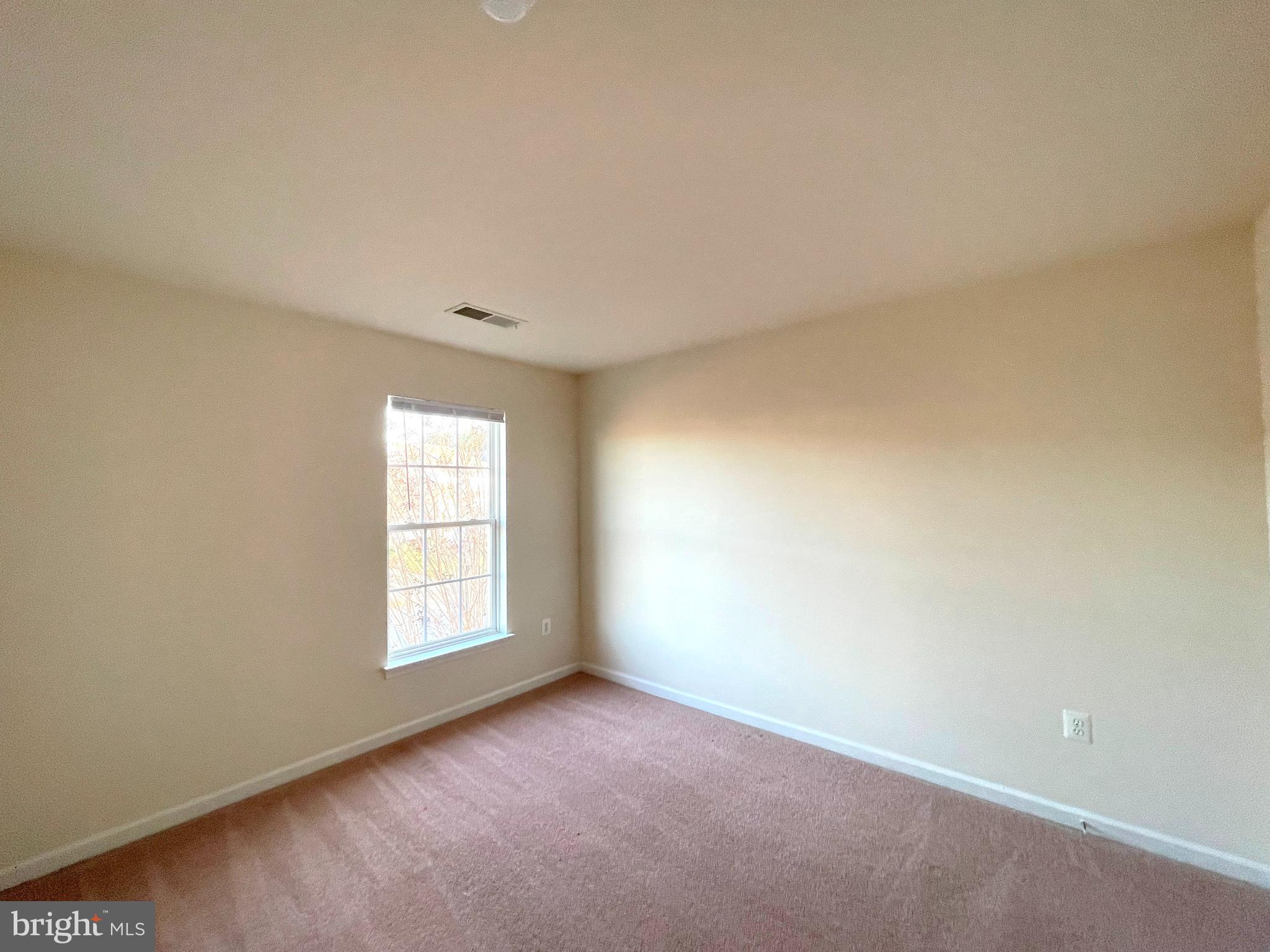 WESTBURY WEST - Residential Lease