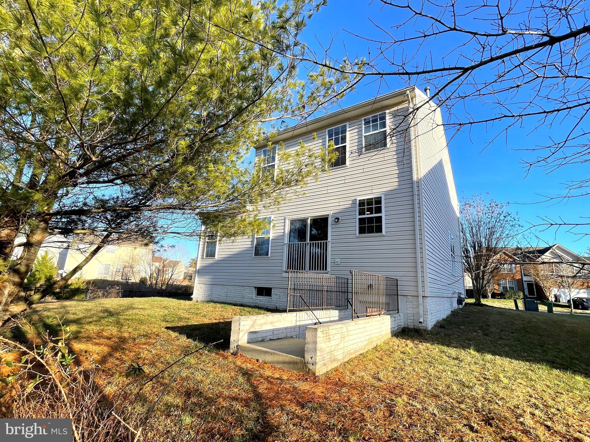 WESTBURY WEST - Residential Lease