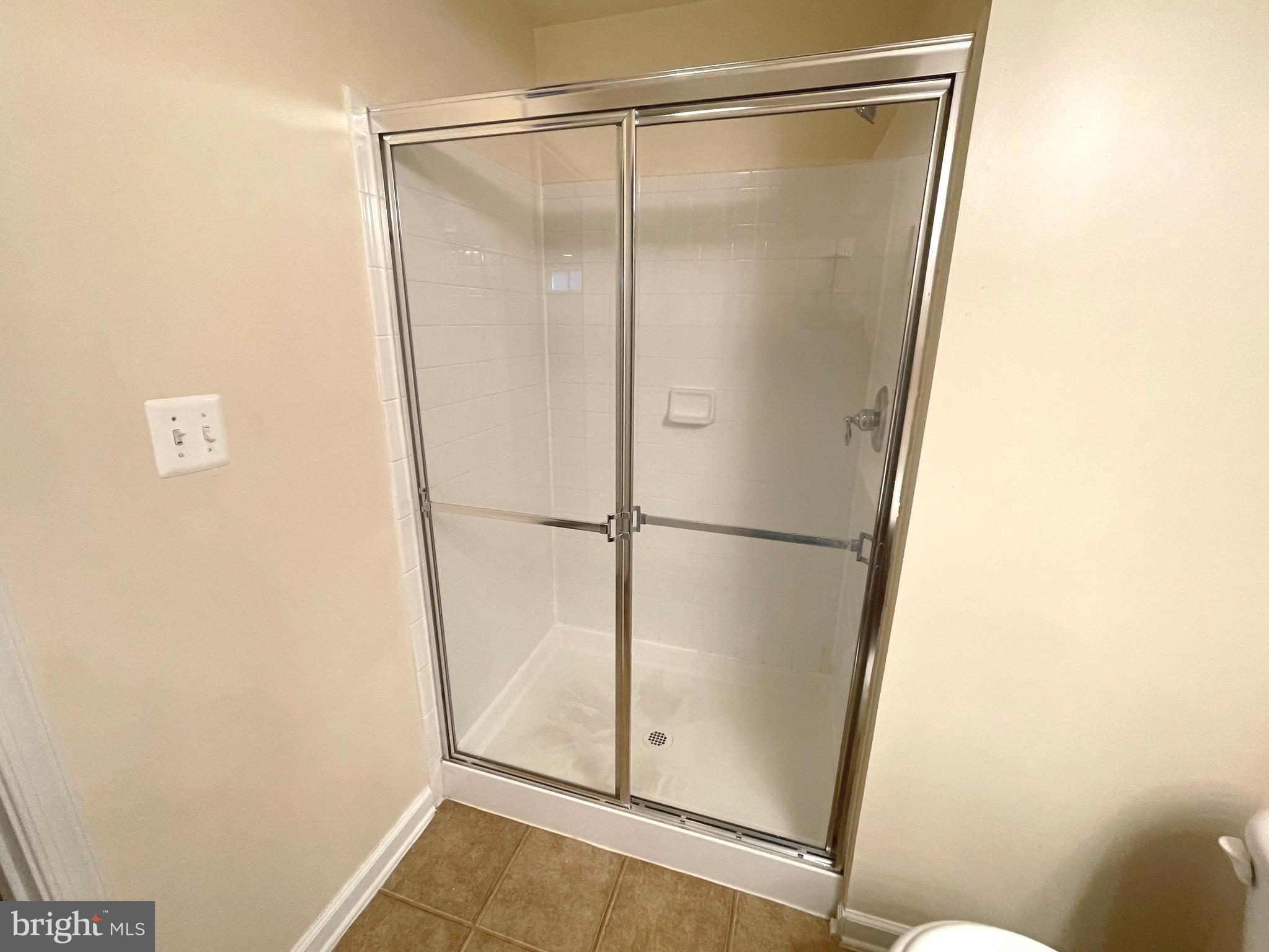 WESTBURY WEST - Residential Lease